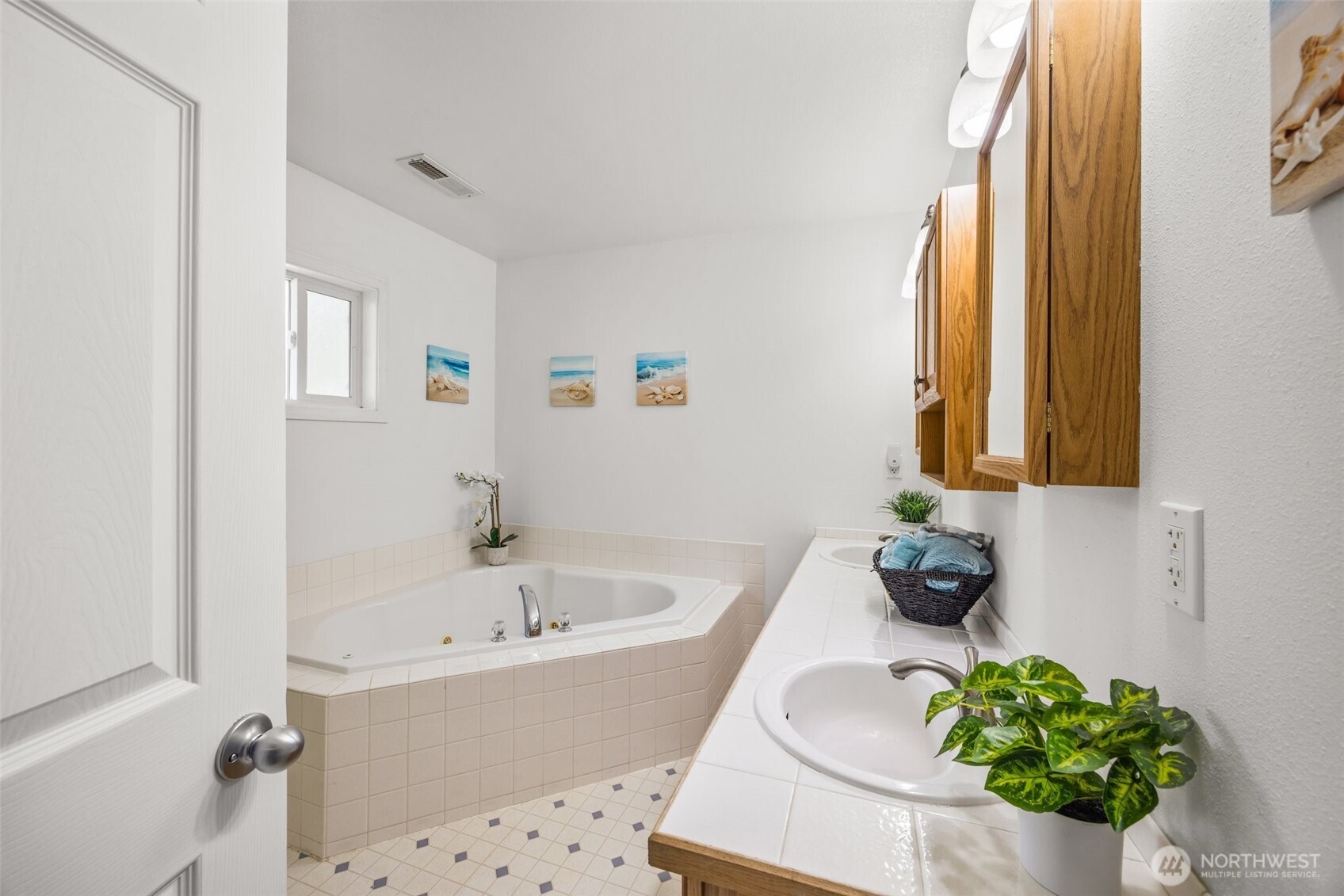 9601 128th Avenue NW