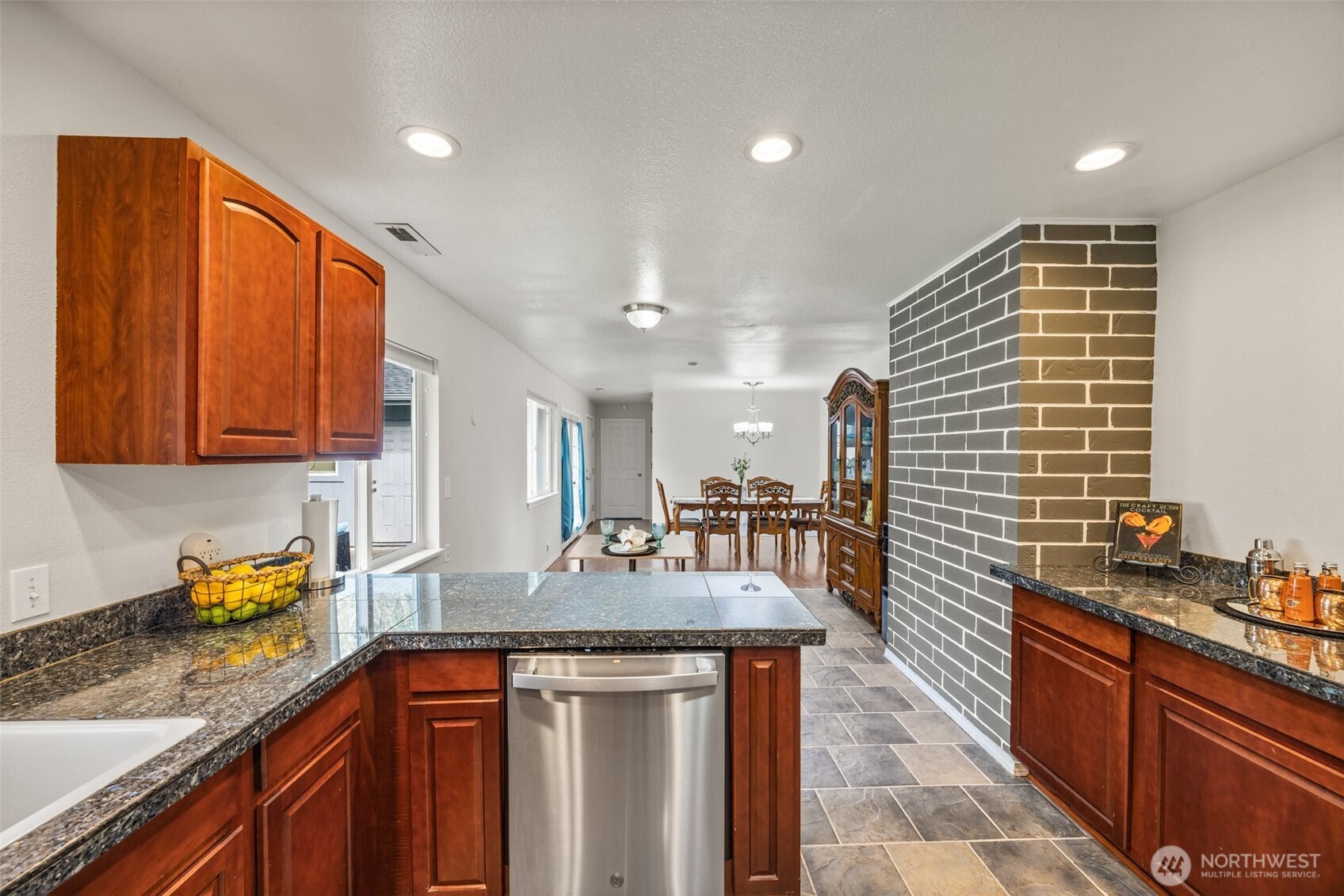 9601 128th Avenue NW