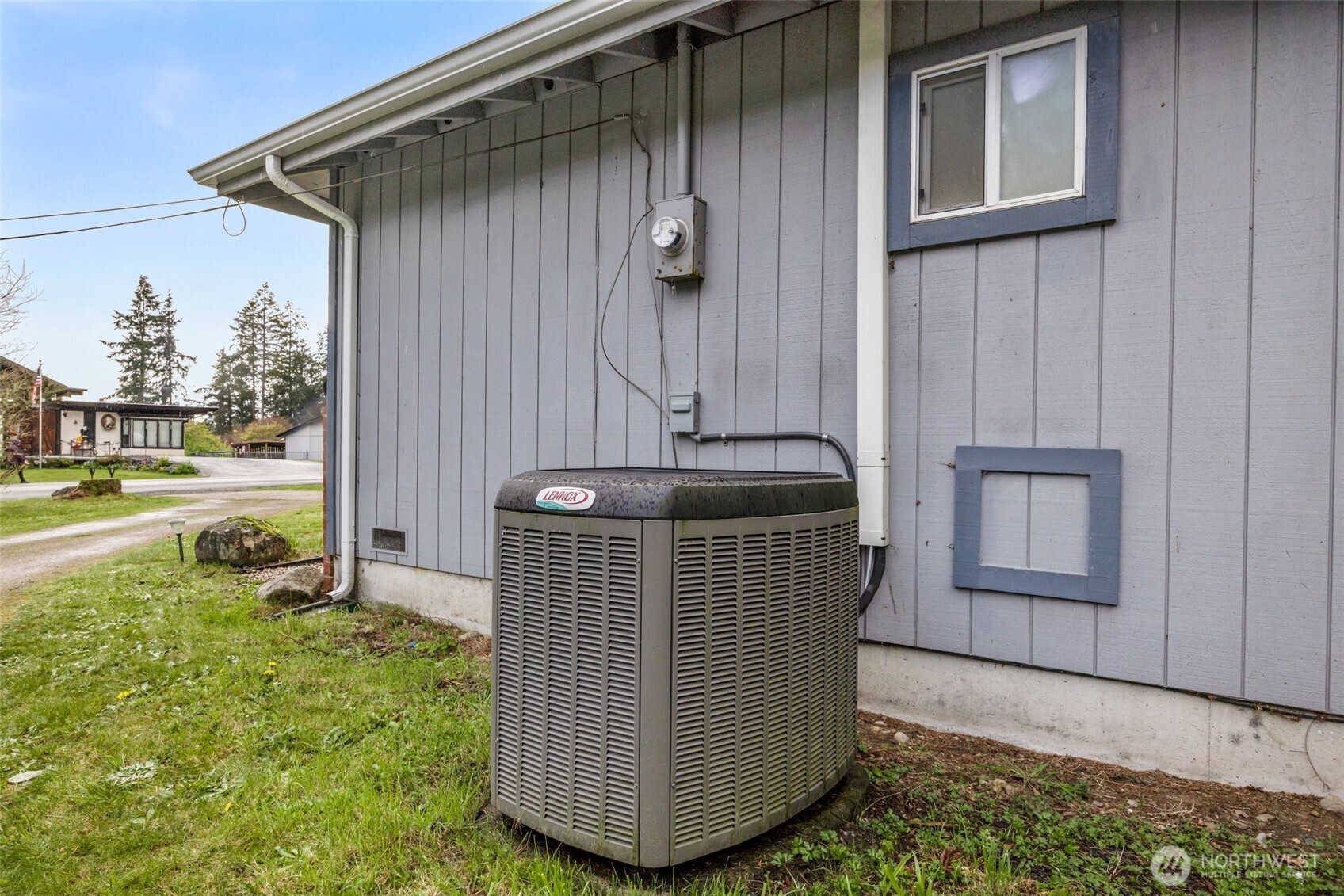 9601 128th Avenue NW