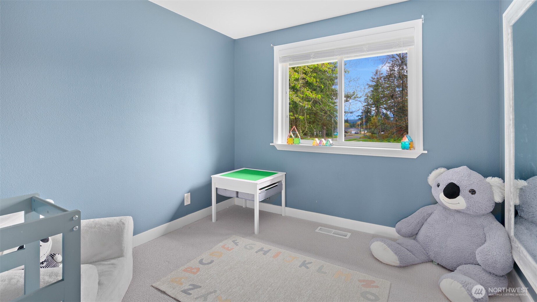 19225 23rd Avenue NE