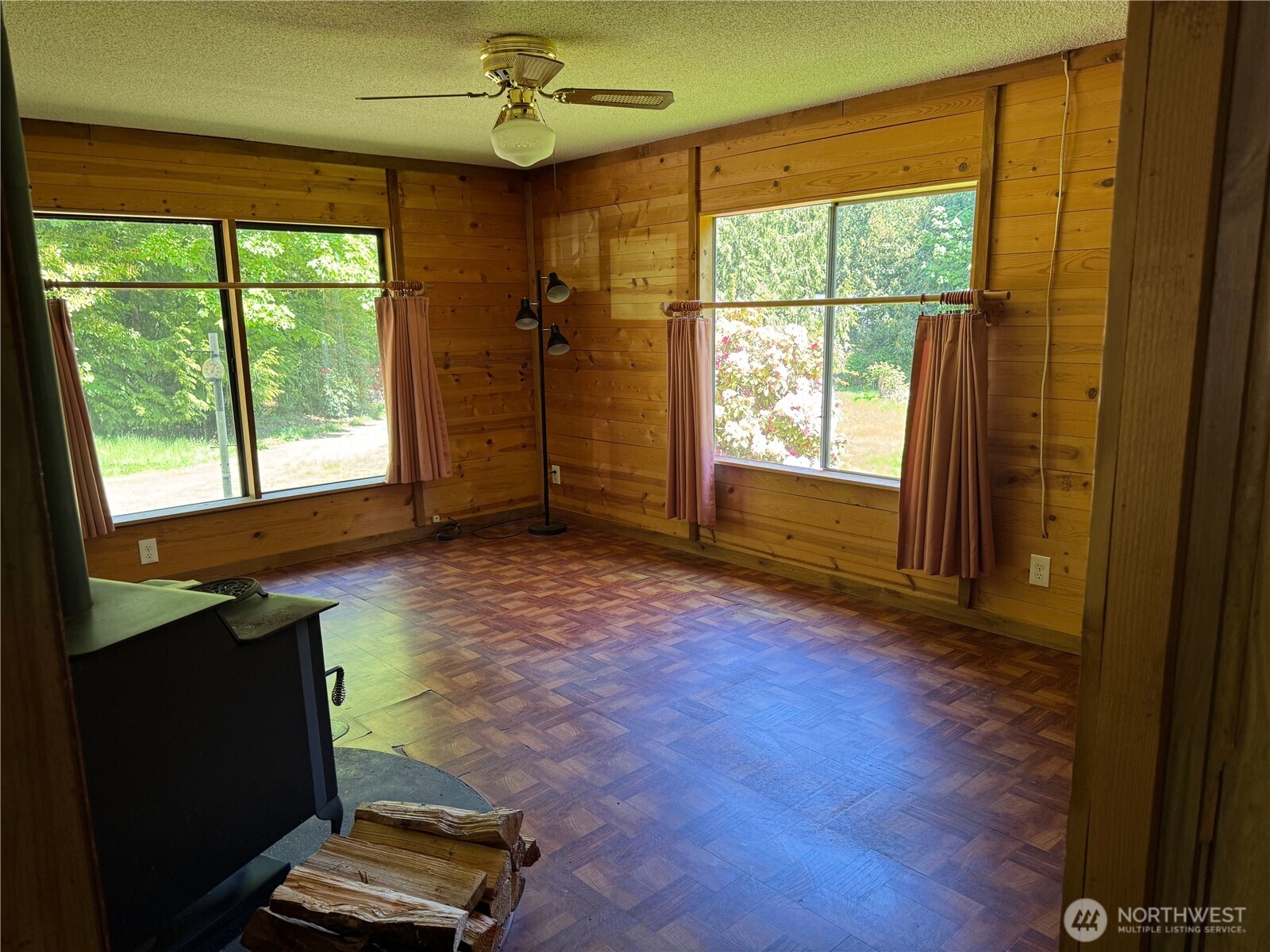 22580 Cedar Trail Lane NE