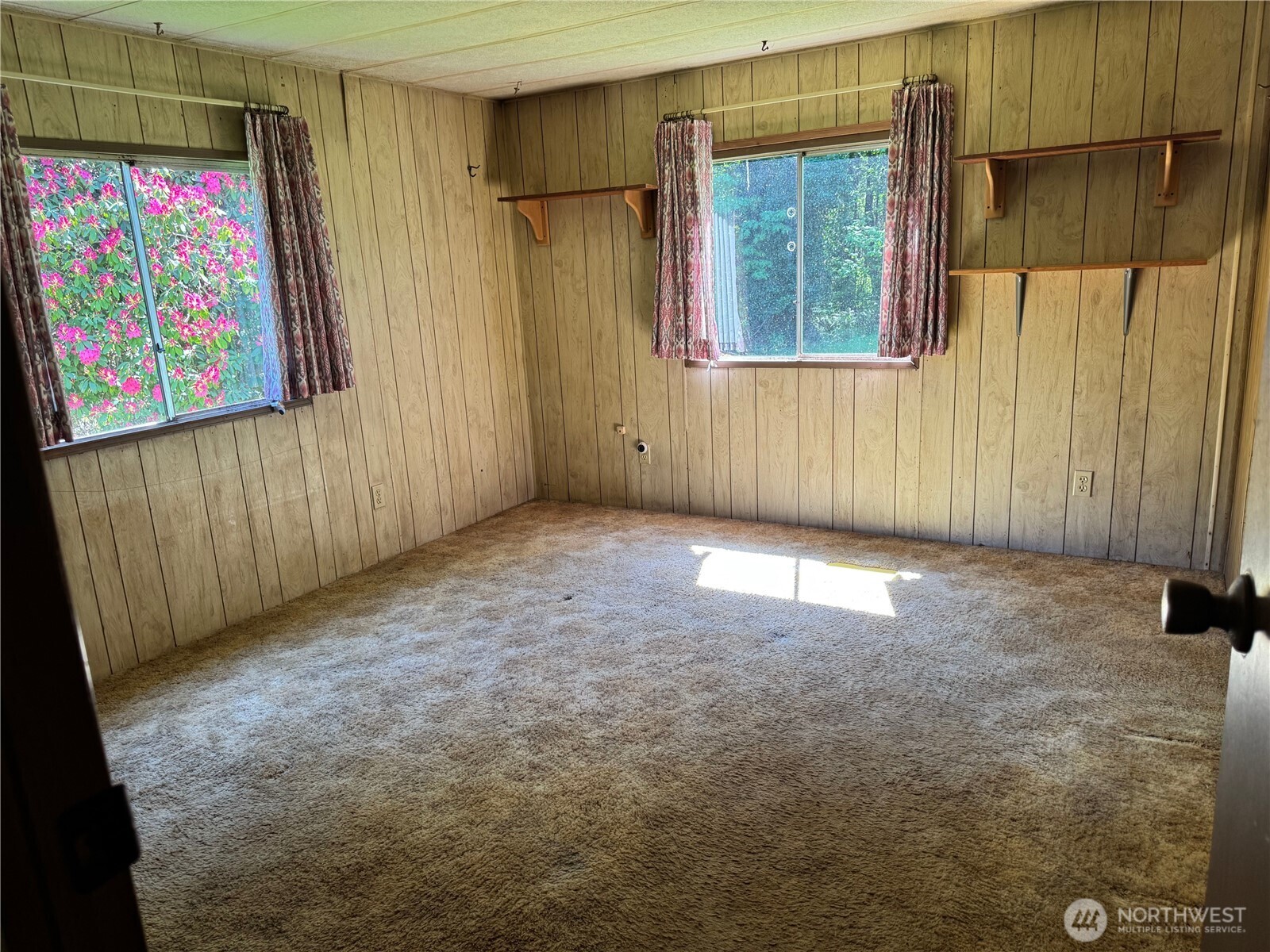 22580 Cedar Trail Lane NE