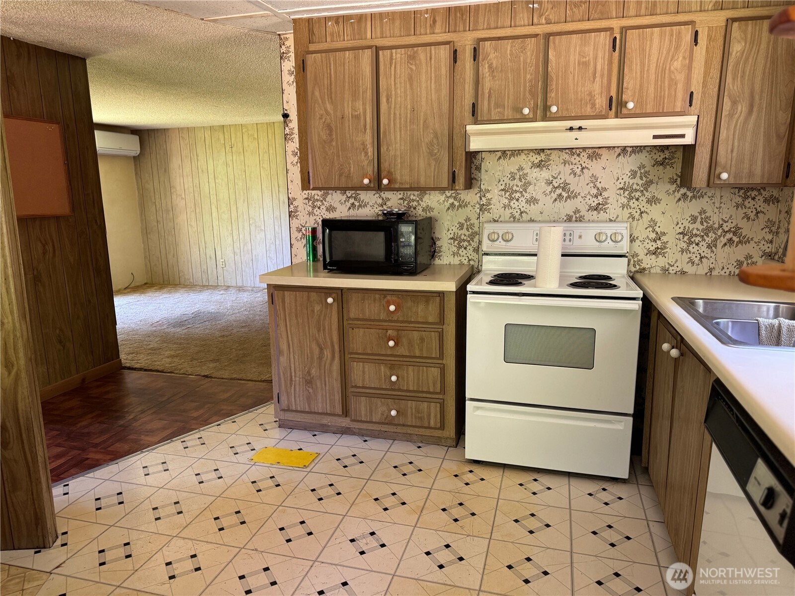 22580 Cedar Trail Lane NE