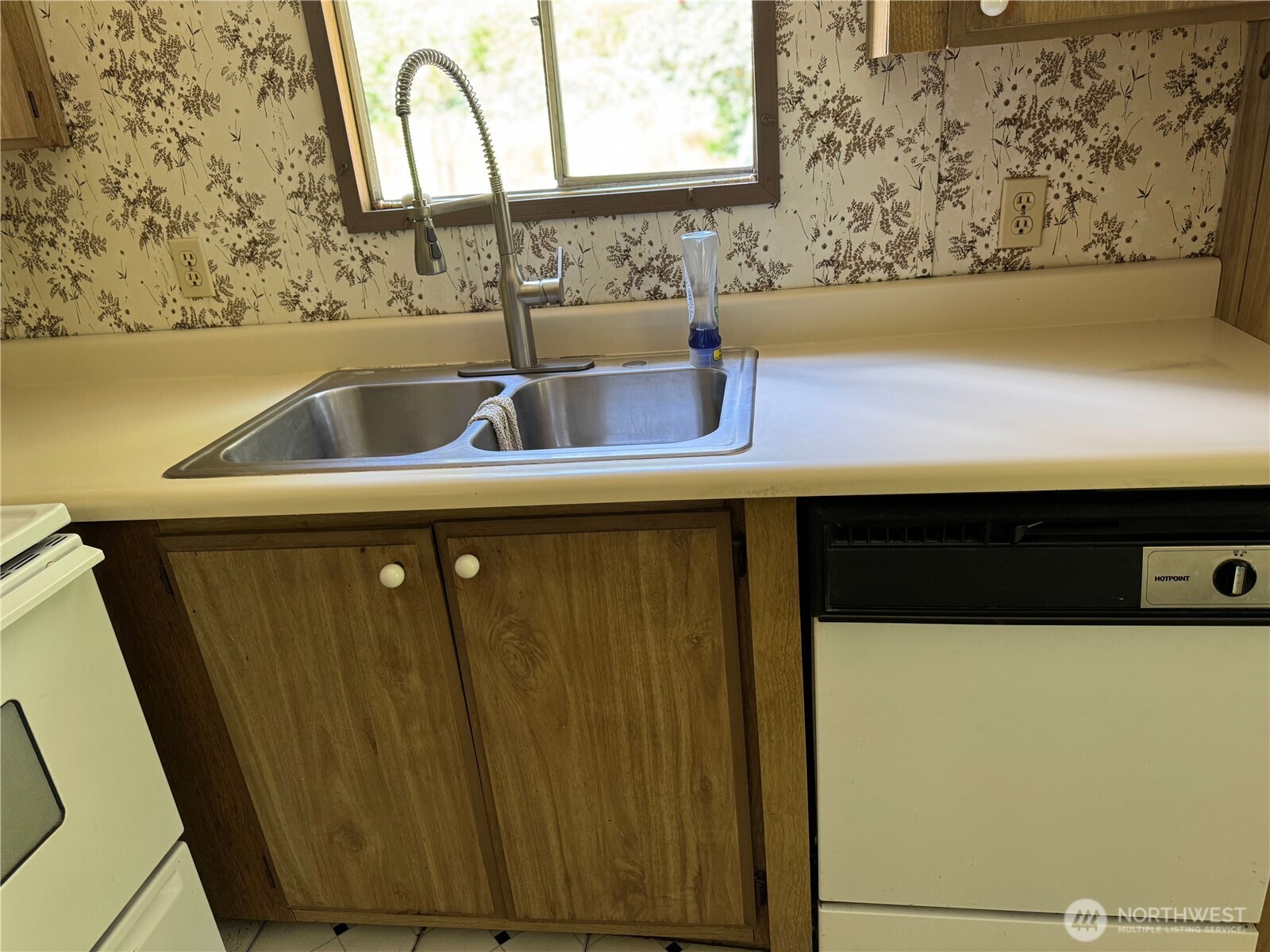 22580 Cedar Trail Lane NE