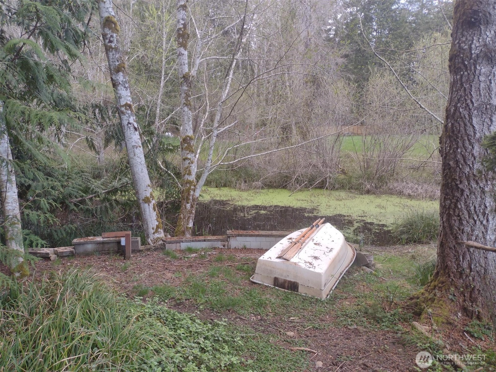 581 E Lakeshore Drive E