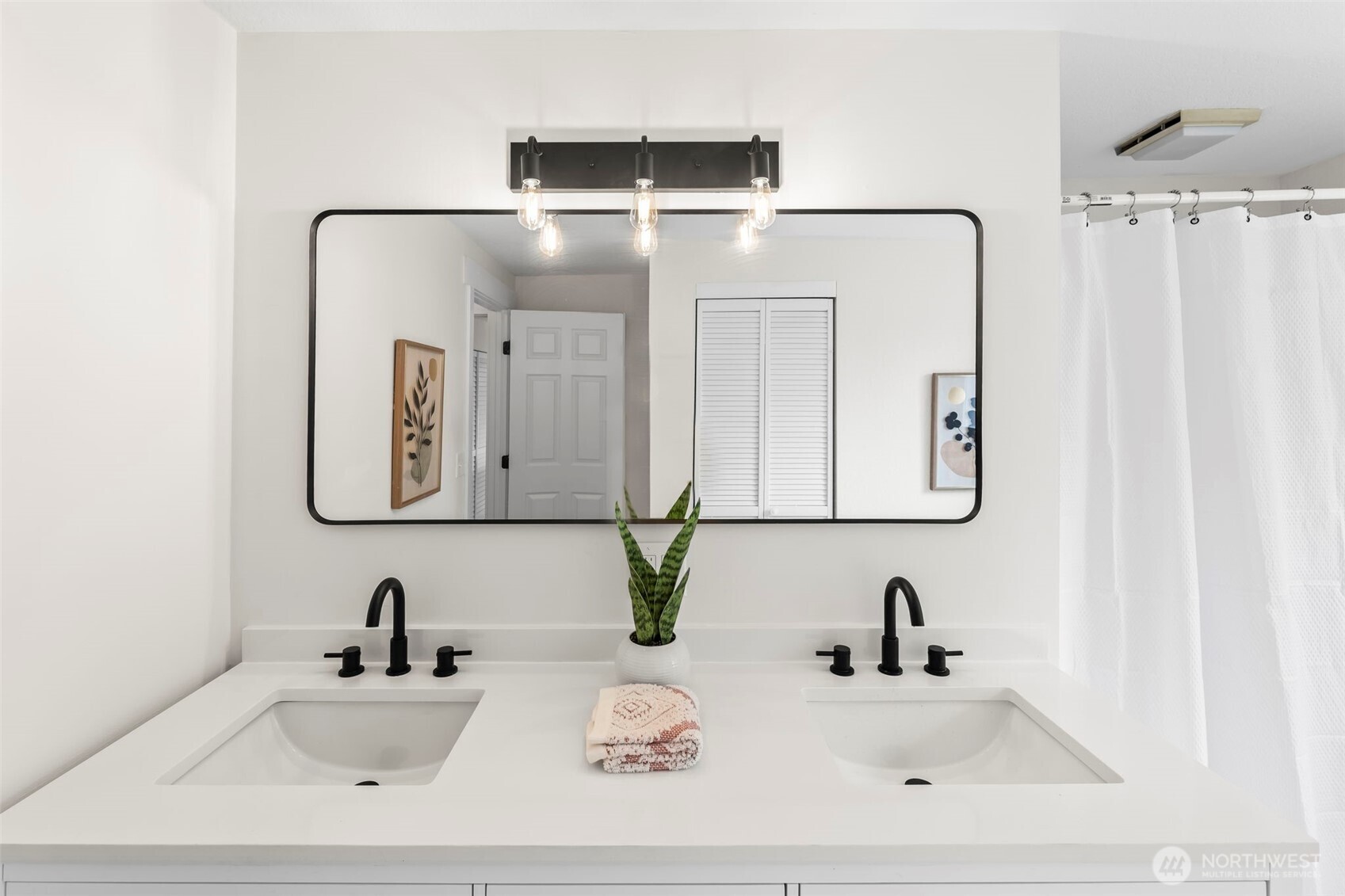 684 E State Route 302