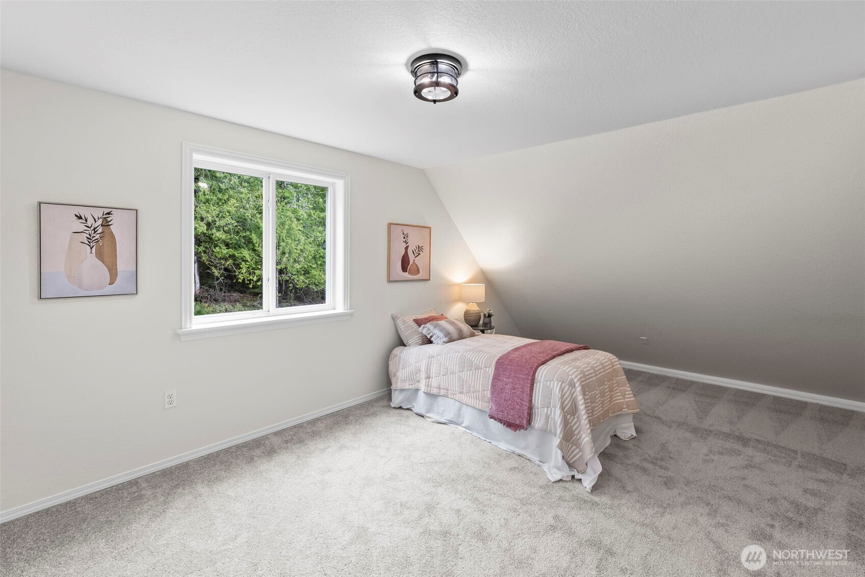 684 E State Route 302