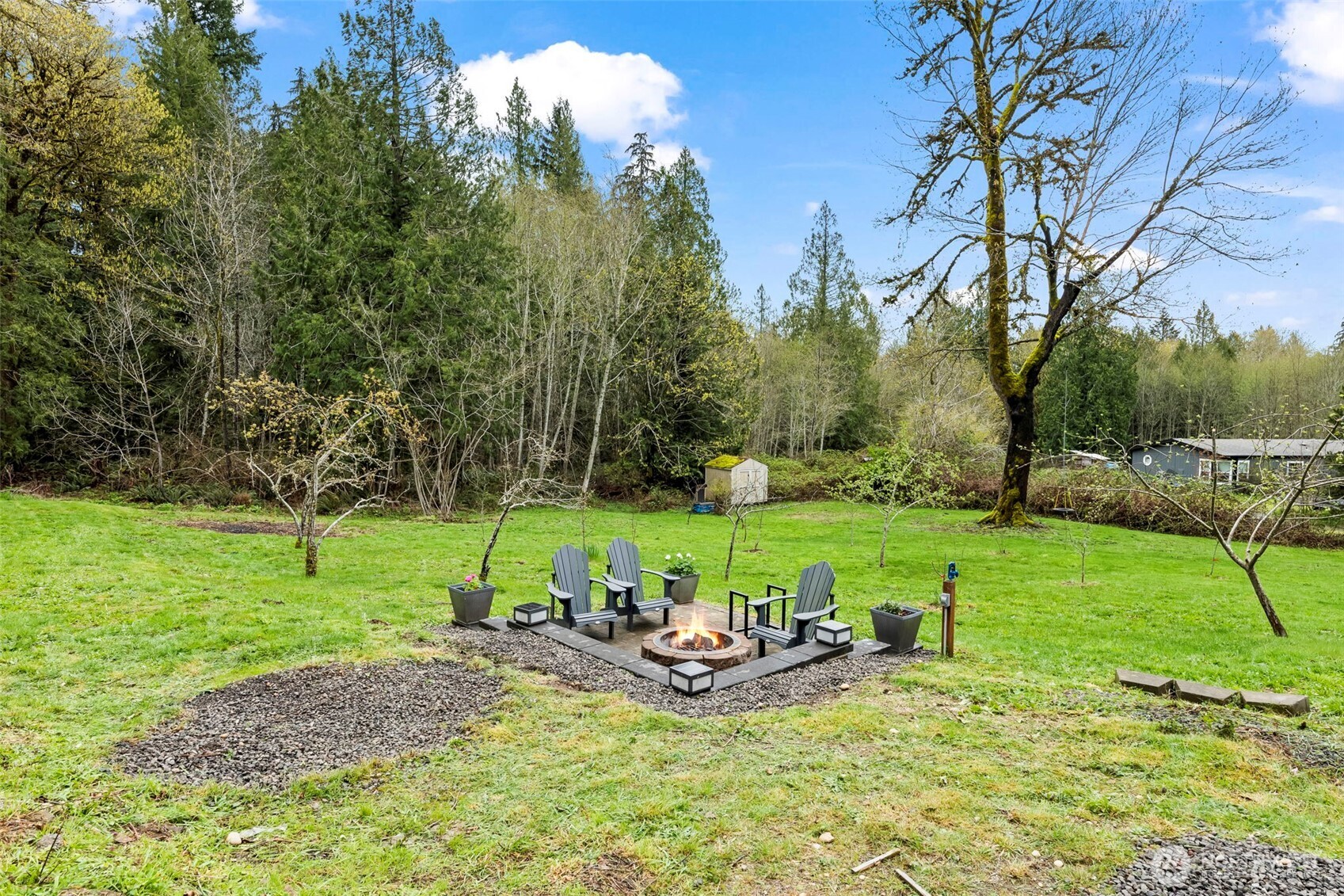 684 E State Route 302