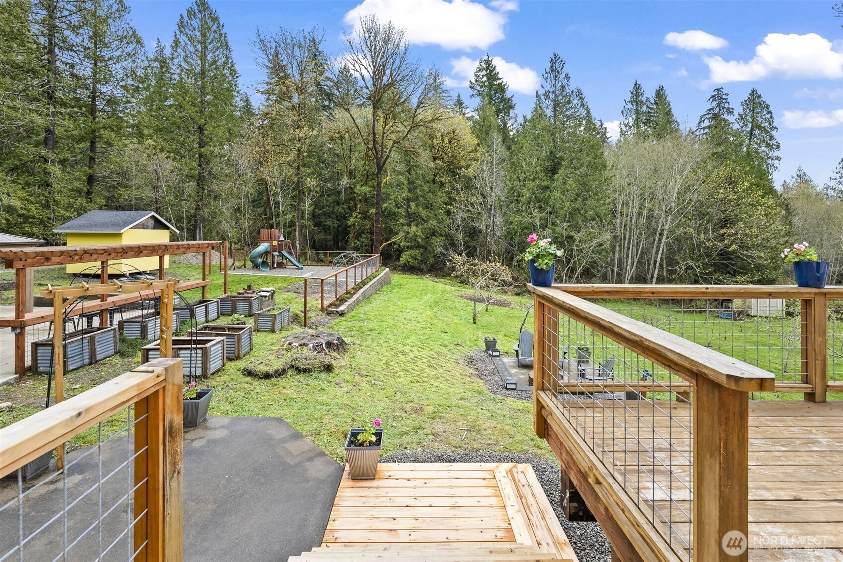 684 E State Route 302