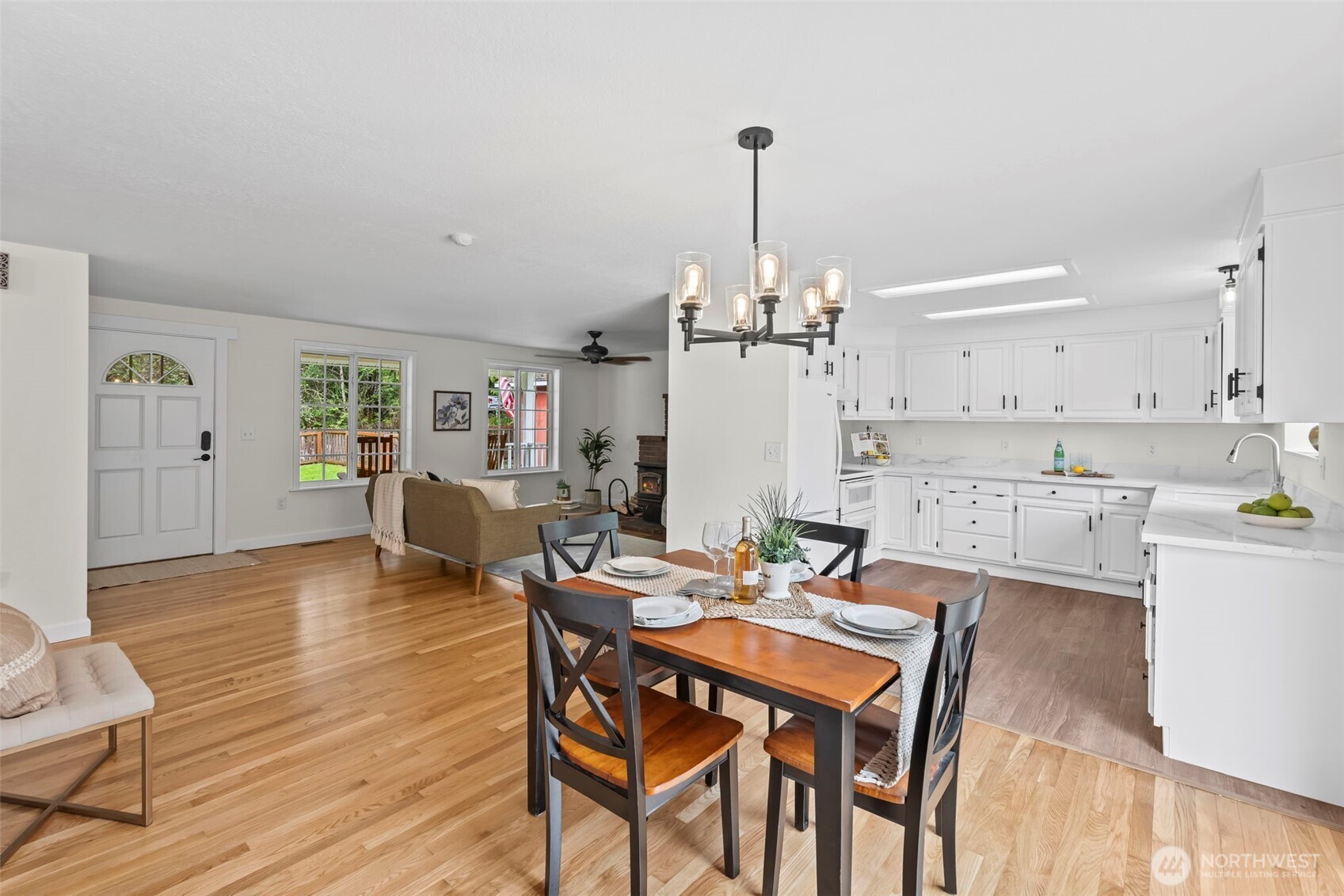 684 E State Route 302