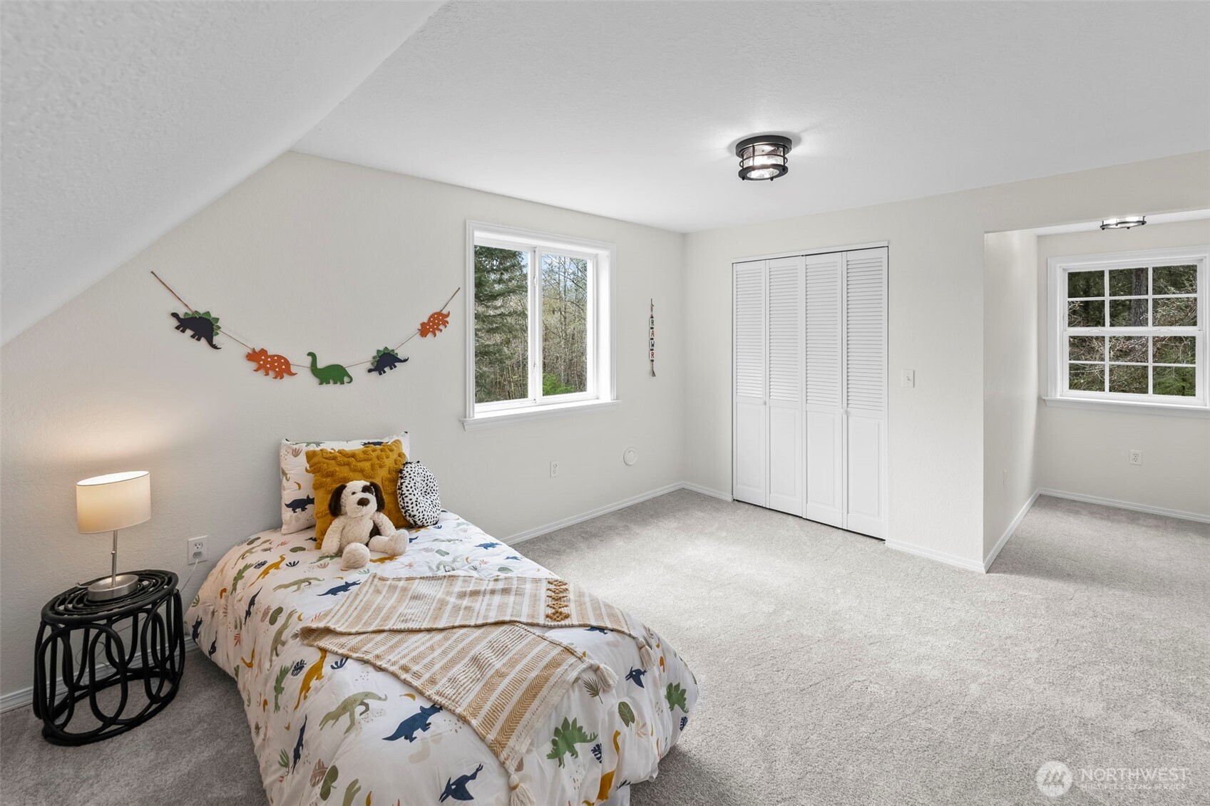 684 E State Route 302