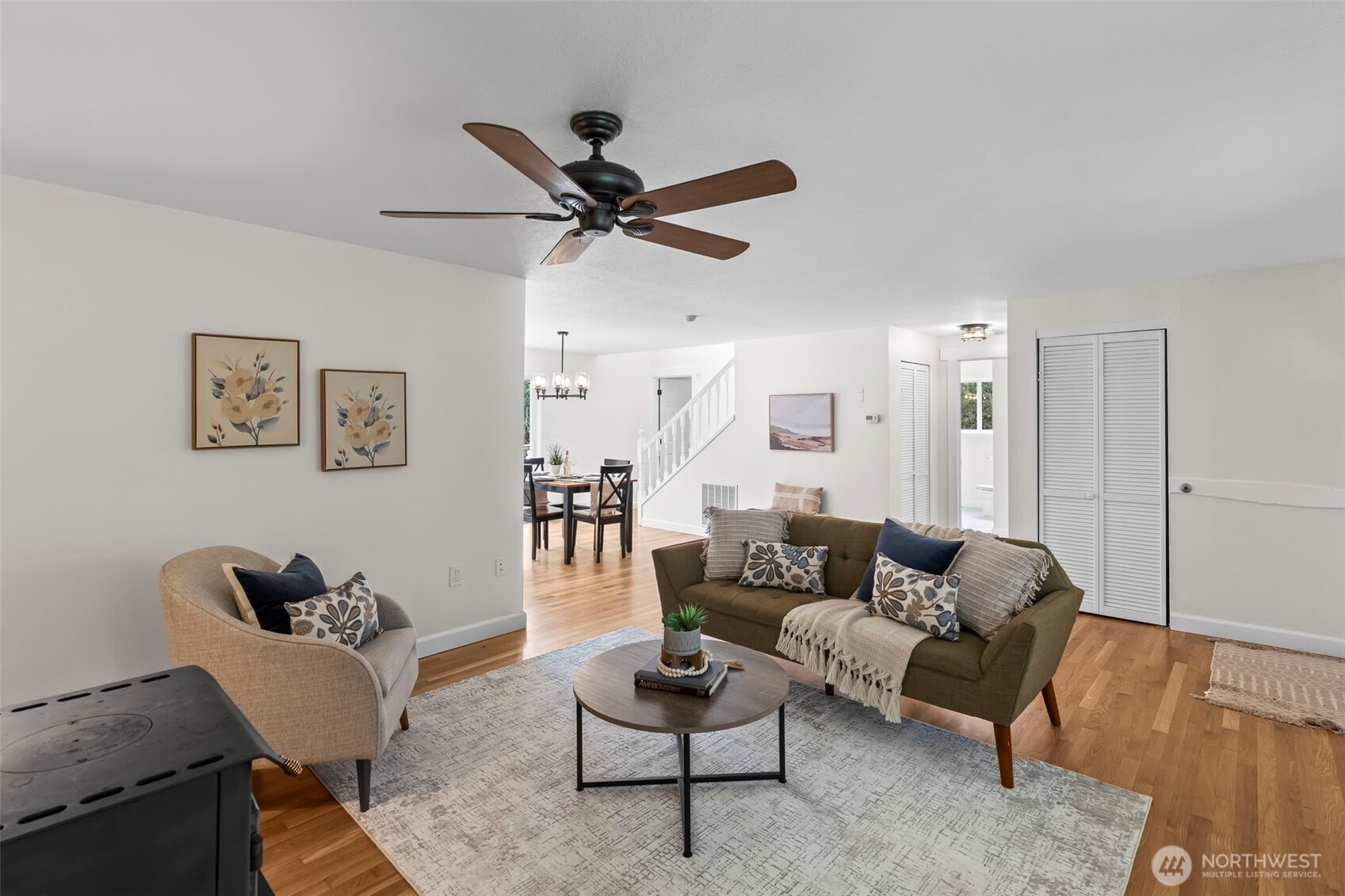 684 E State Route 302