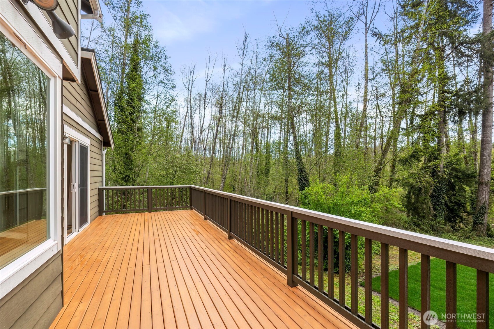 8638 Long Lake Road SE