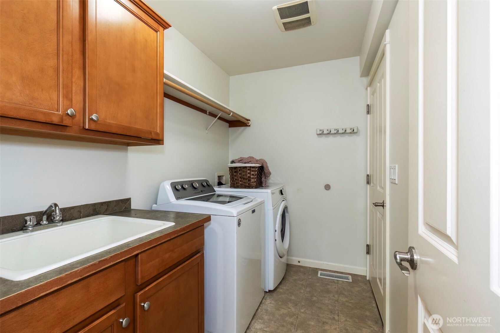 8638 Long Lake Road SE