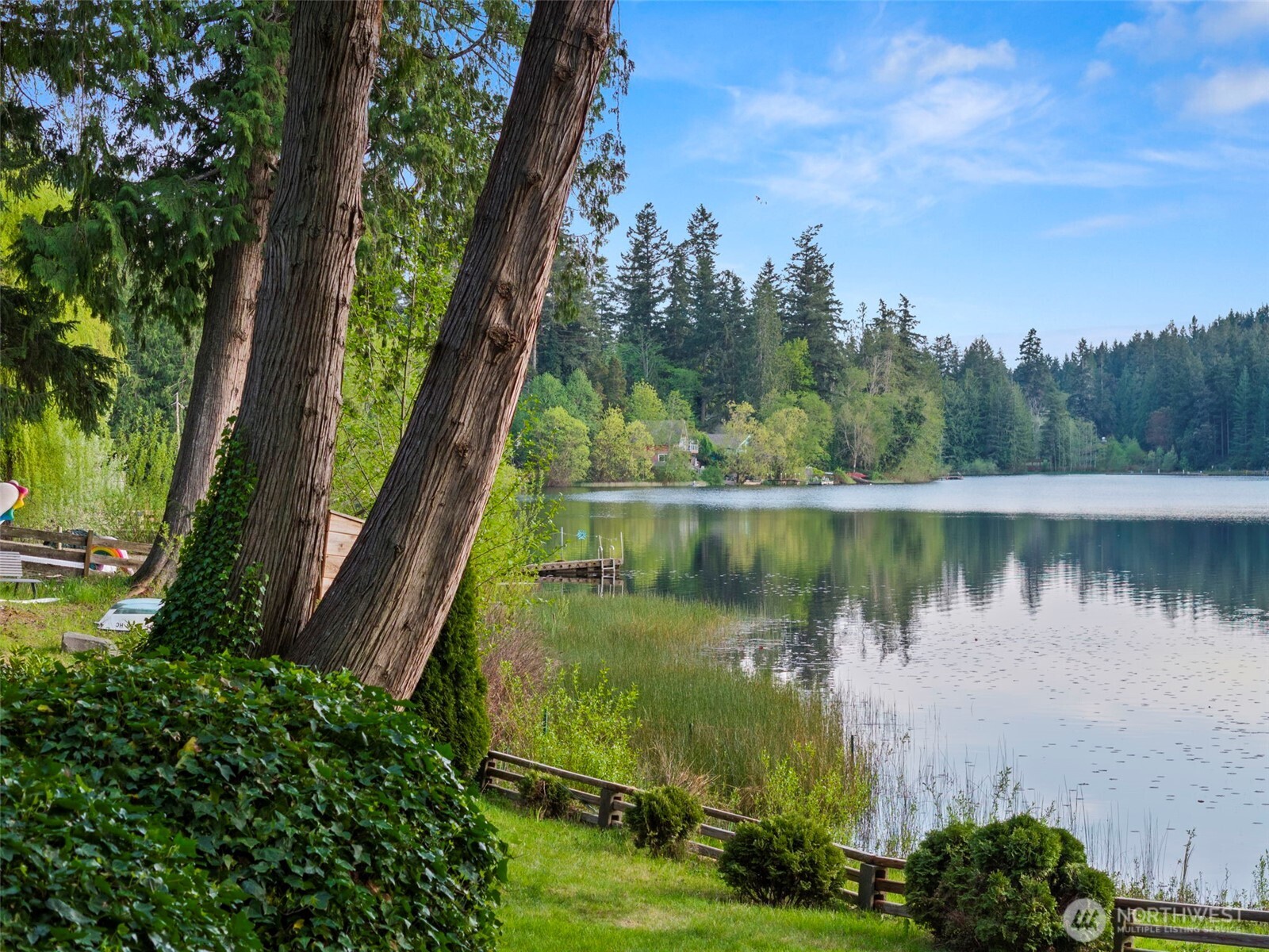 13496 Hillcrest St NW