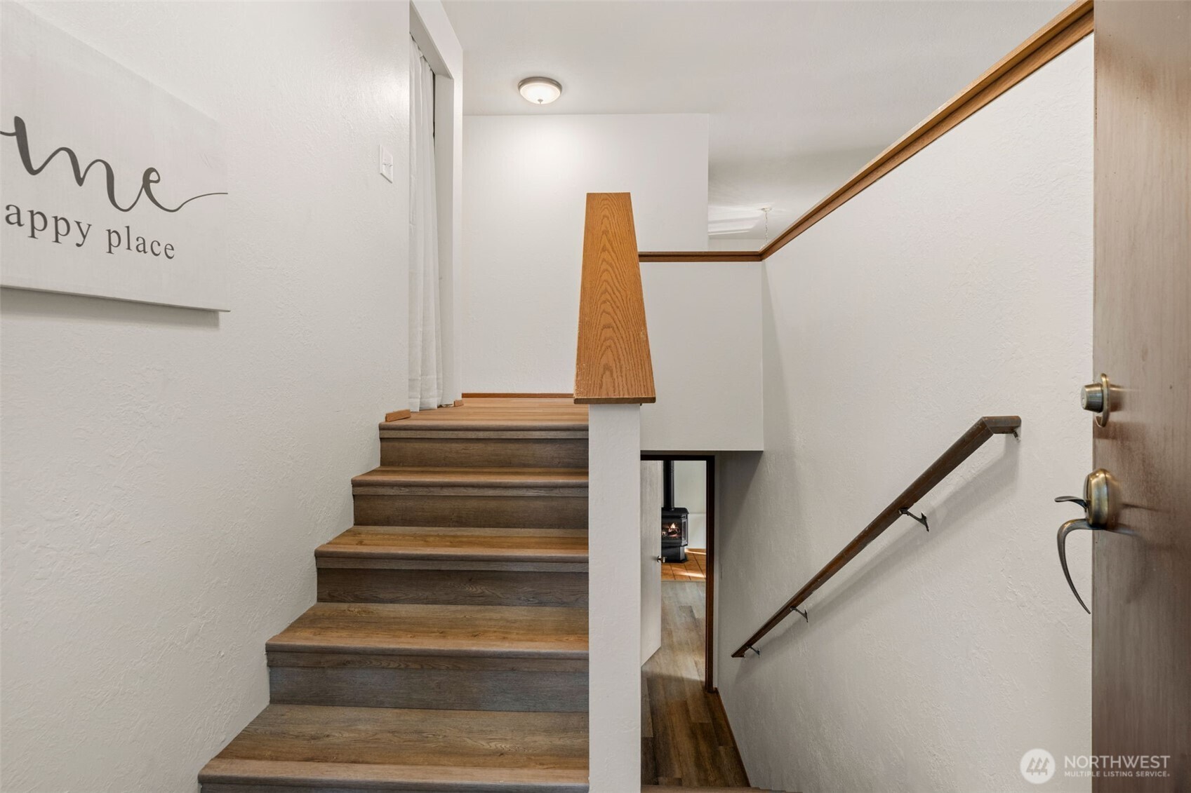 13496 Hillcrest St NW