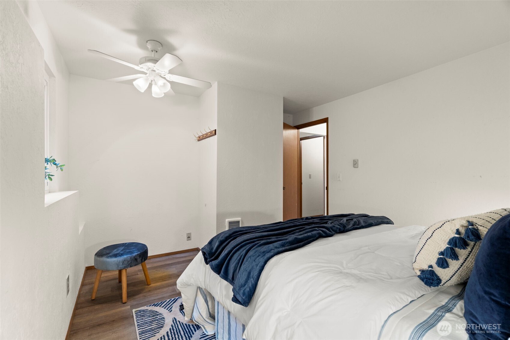 13496 Hillcrest St NW