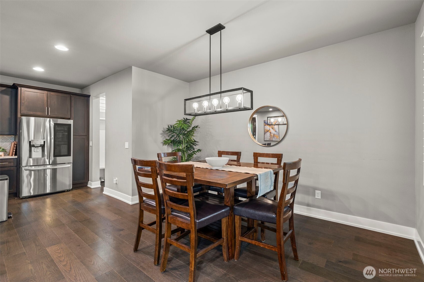 3855 Sawtooth Court