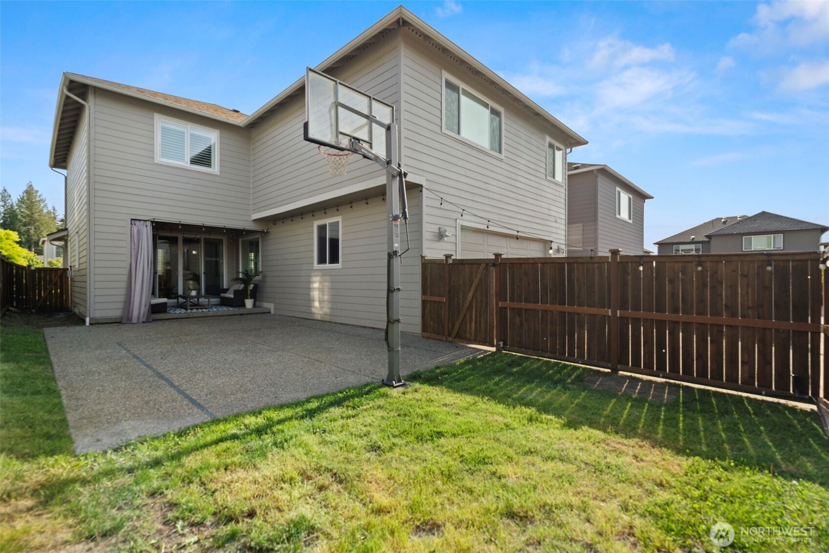 3855 Sawtooth Court
