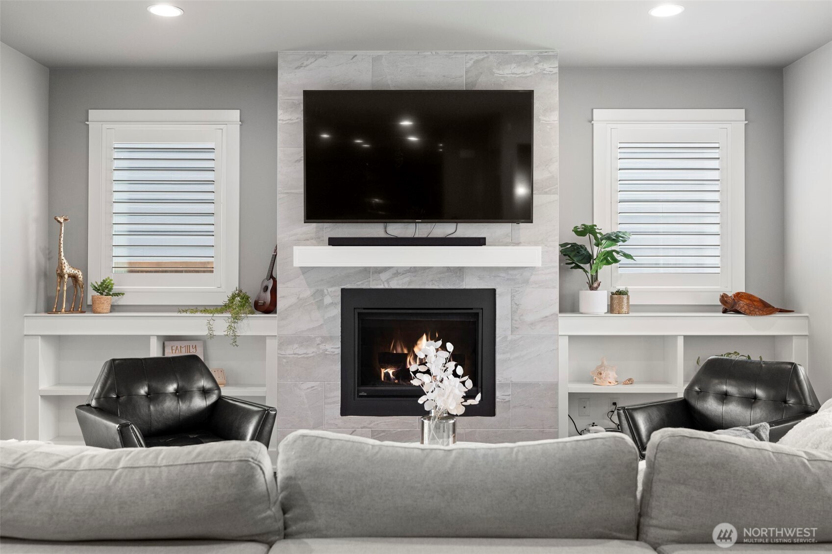 3855 Sawtooth Court