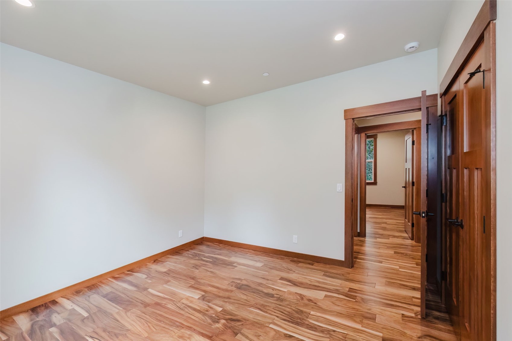 2075 NW Peterson Road