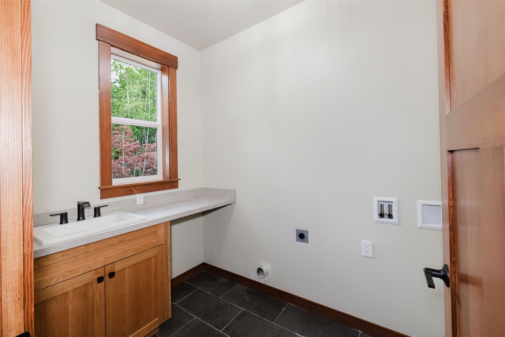 2075 NW Peterson Road