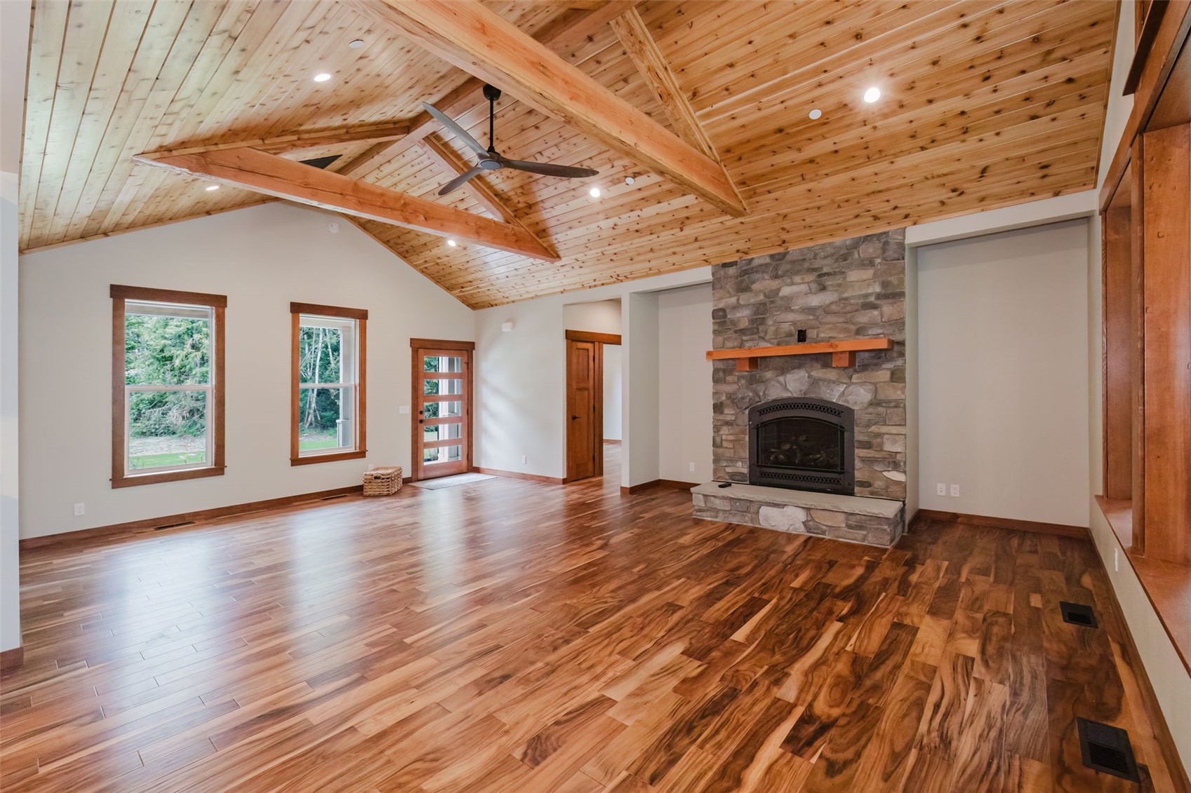 2075 NW Peterson Road