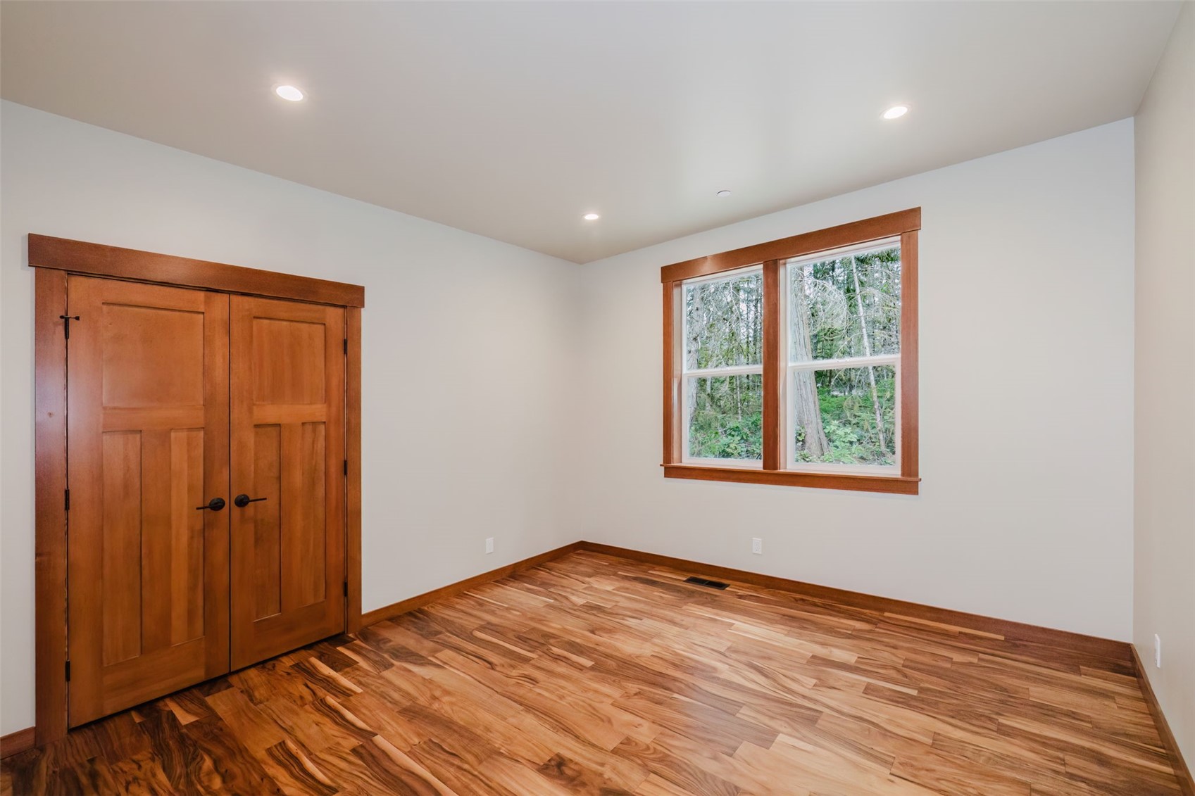 2075 NW Peterson Road