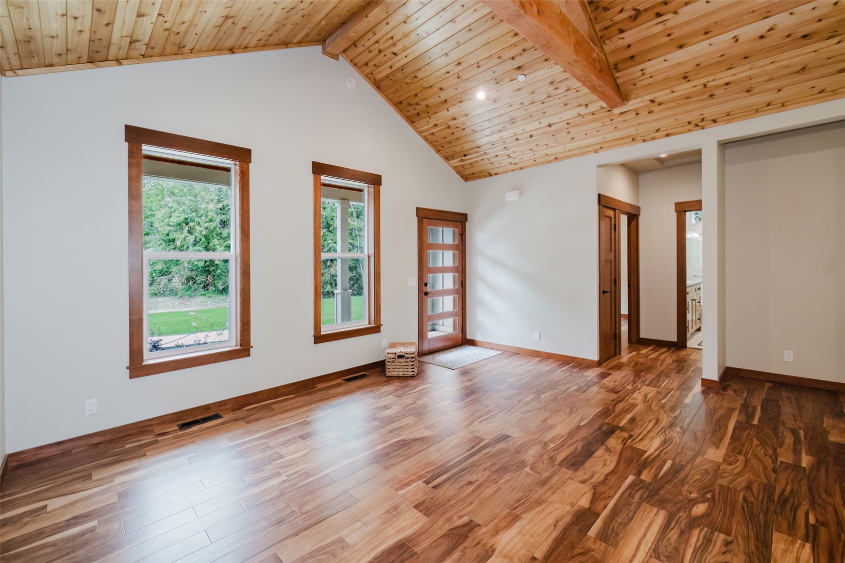 2075 NW Peterson Road