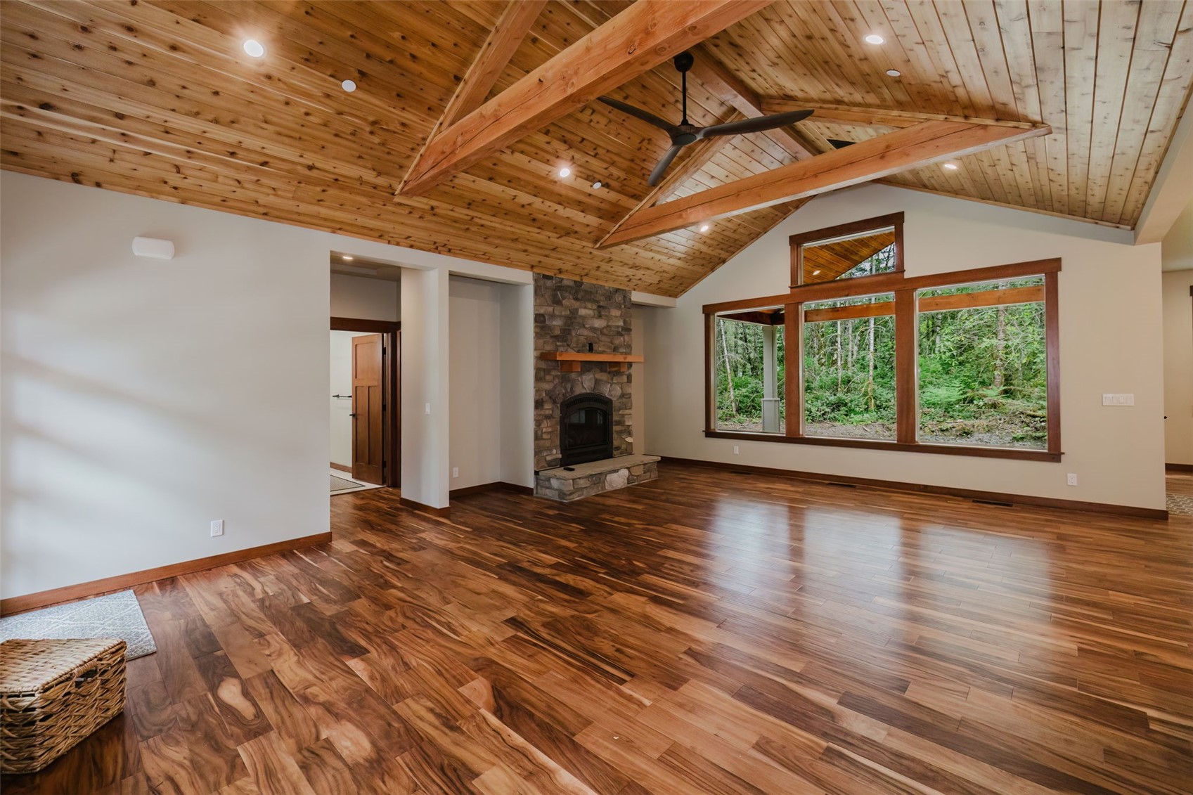 2075 NW Peterson Road