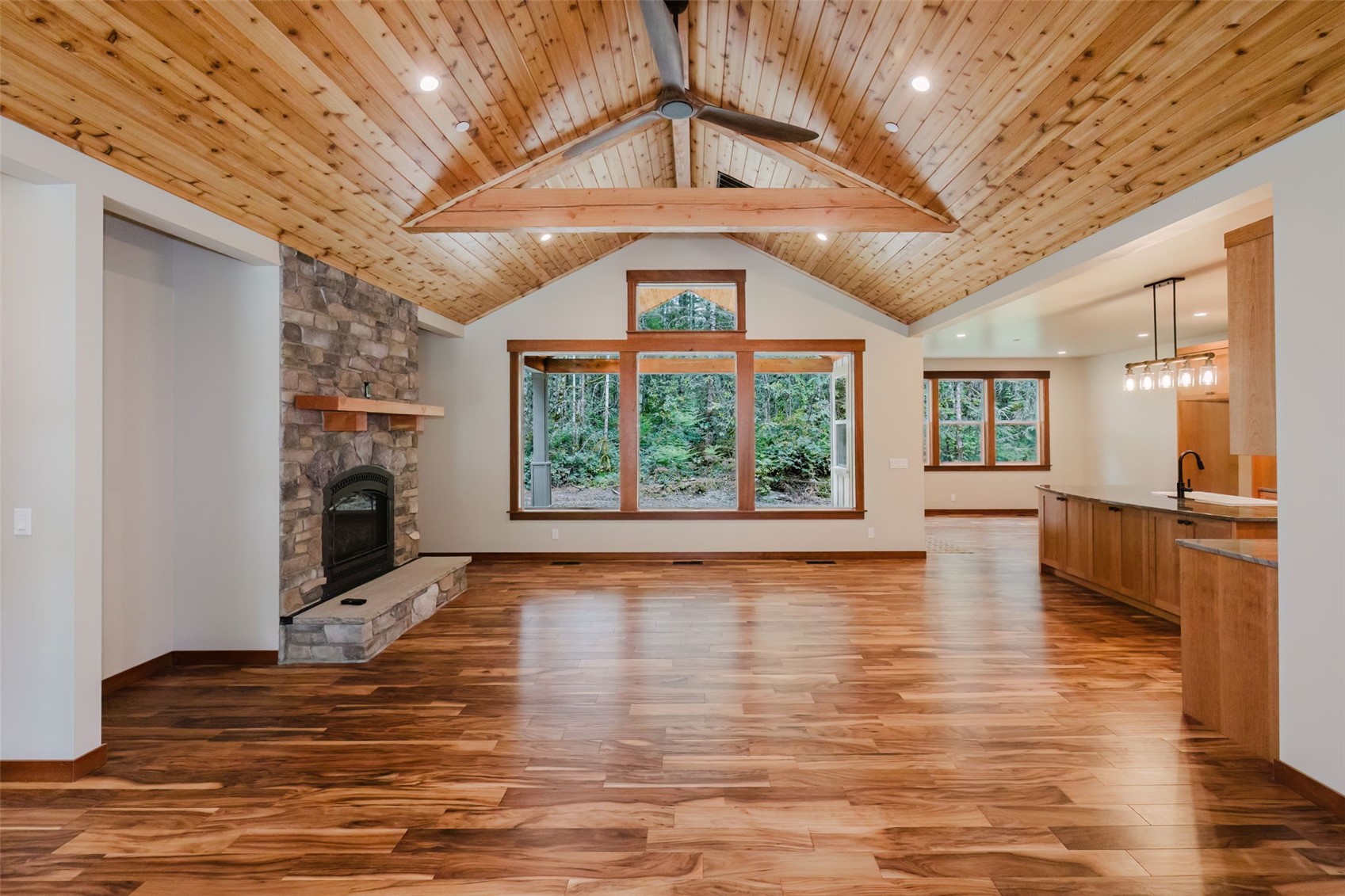 2075 NW Peterson Road