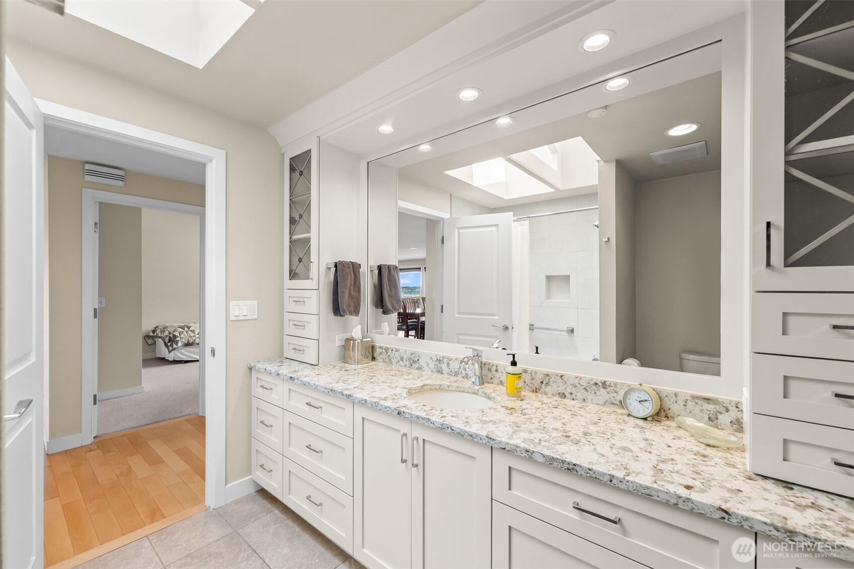 4615 Wayneworth Street W