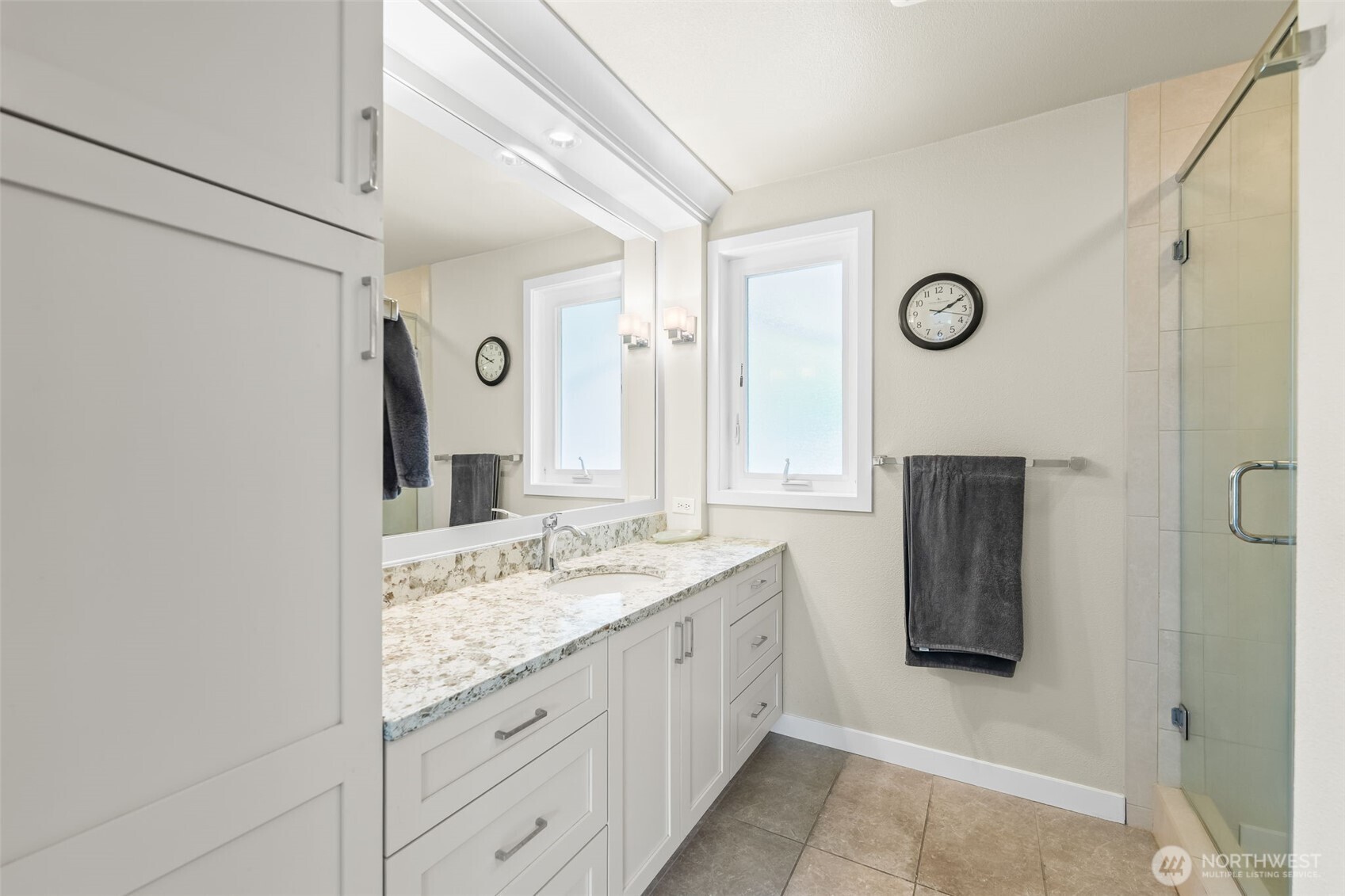 4615 Wayneworth Street W