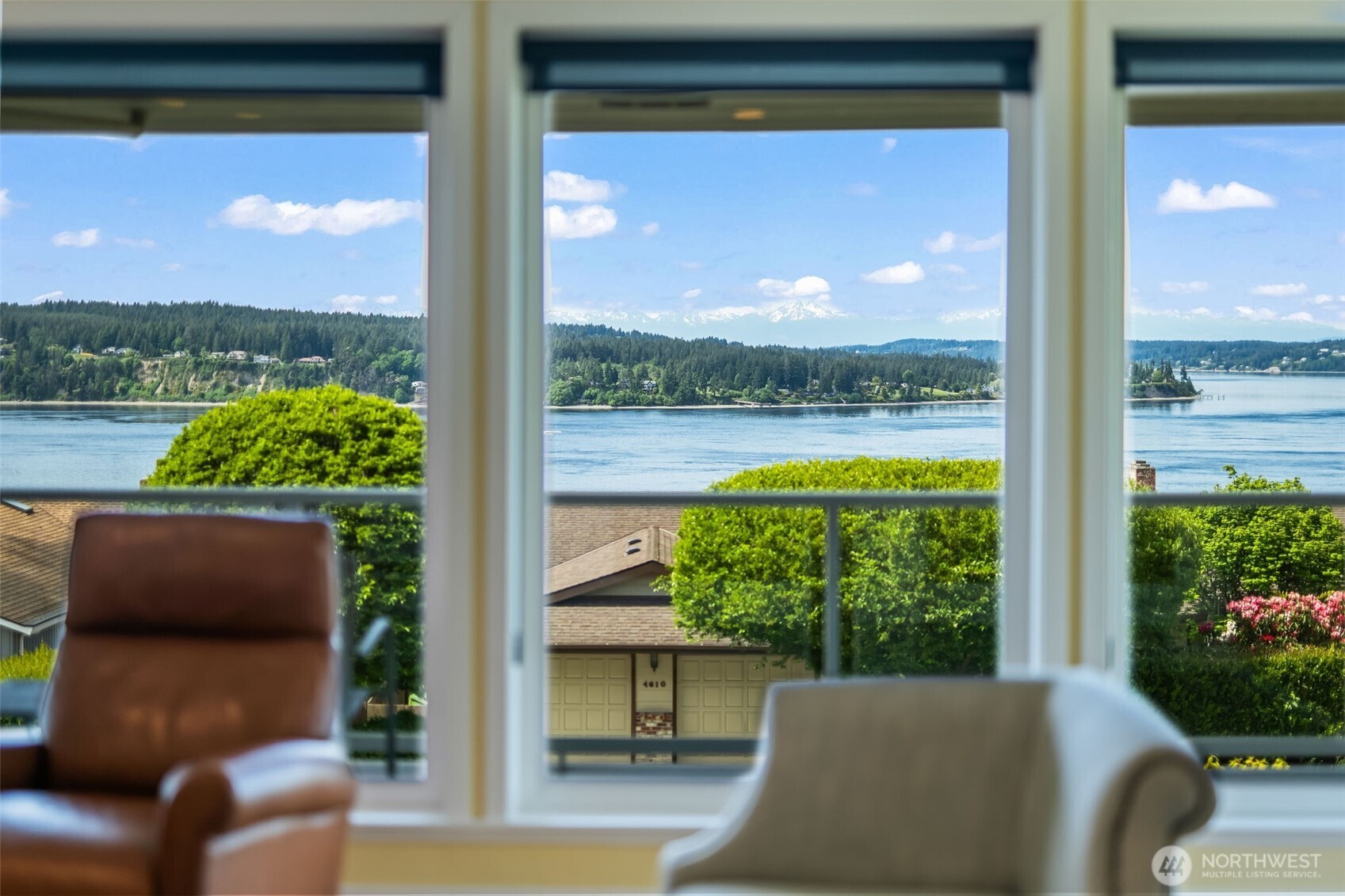 4615 Wayneworth Street W