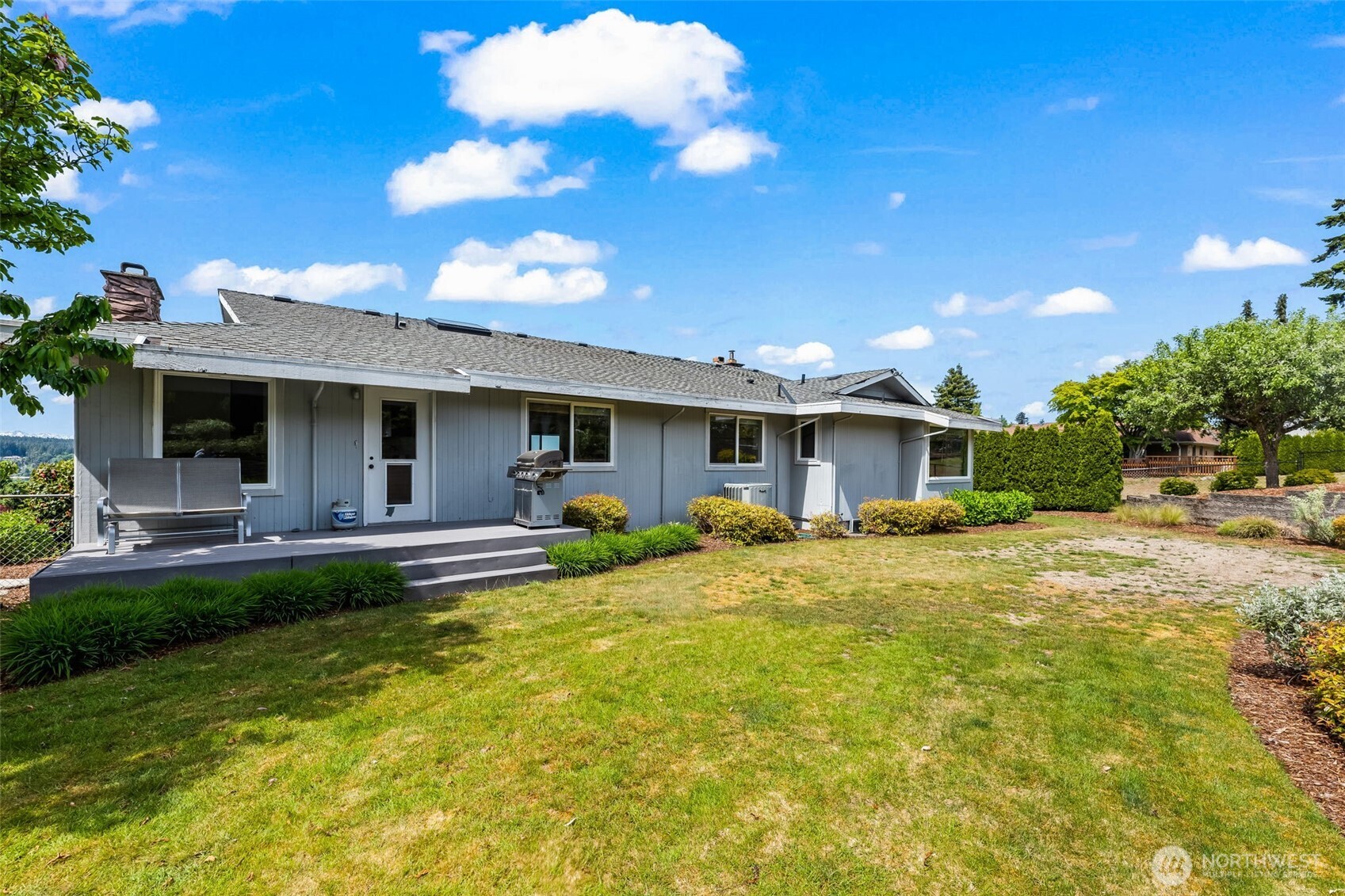 4615 Wayneworth Street W