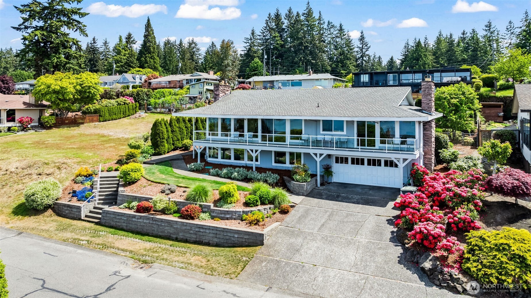 4615 Wayneworth Street W