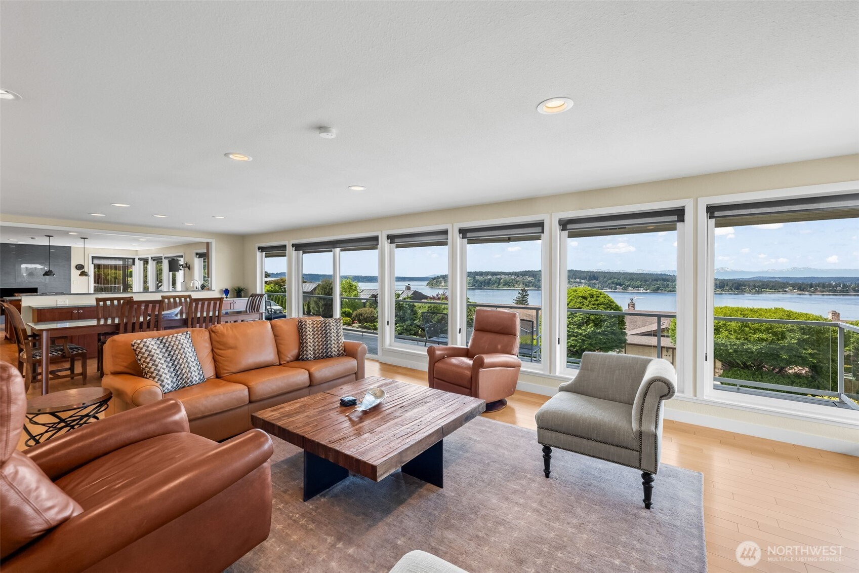 4615 Wayneworth Street W