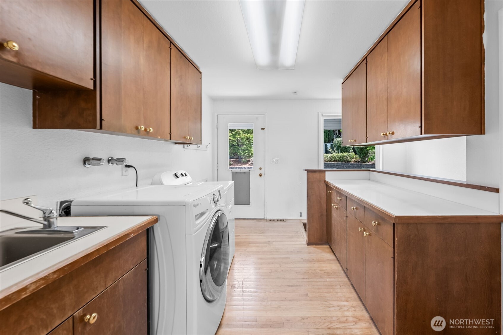 4615 Wayneworth Street W