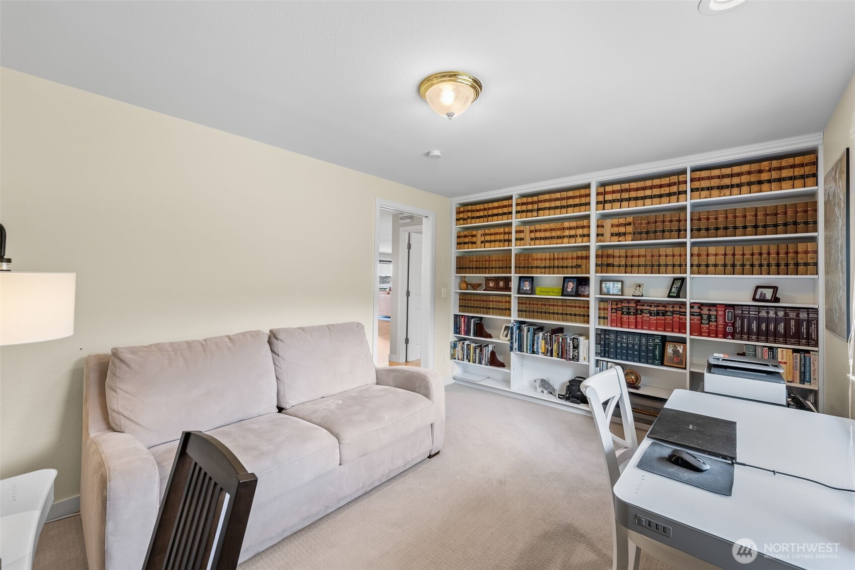 4615 Wayneworth Street W