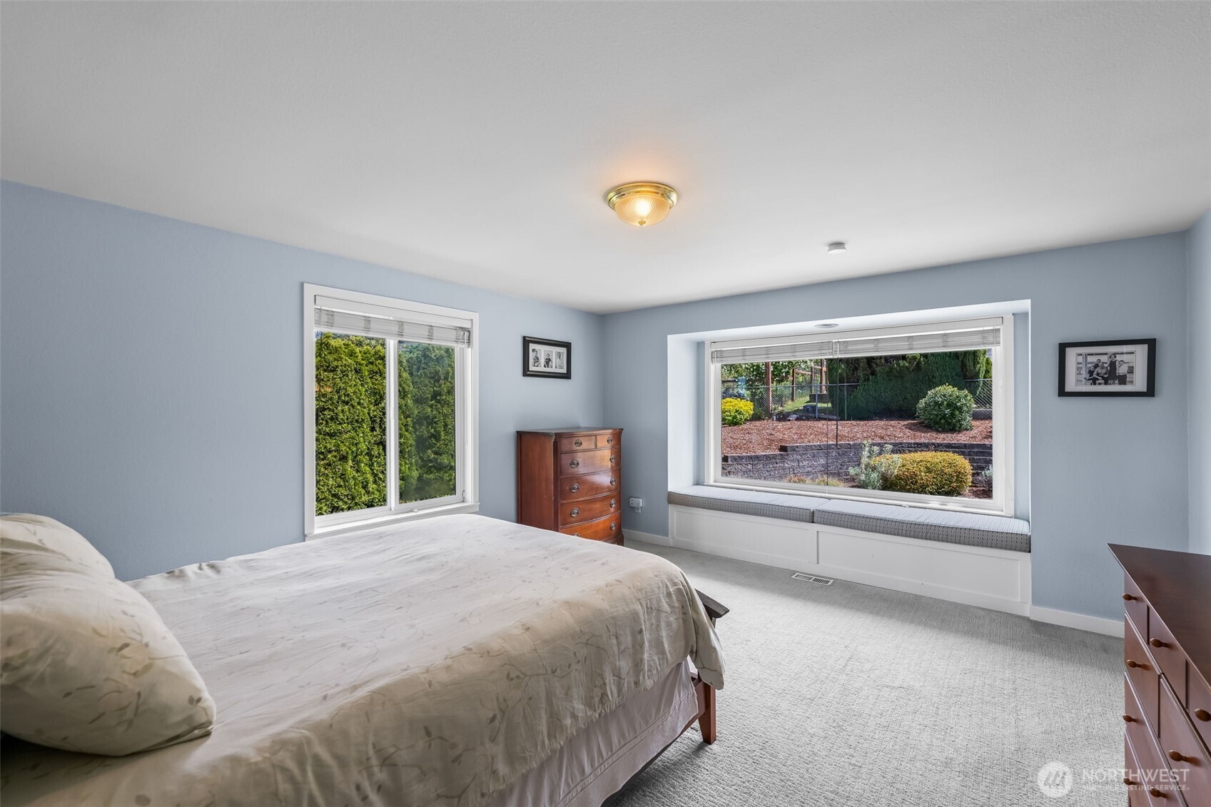 4615 Wayneworth Street W