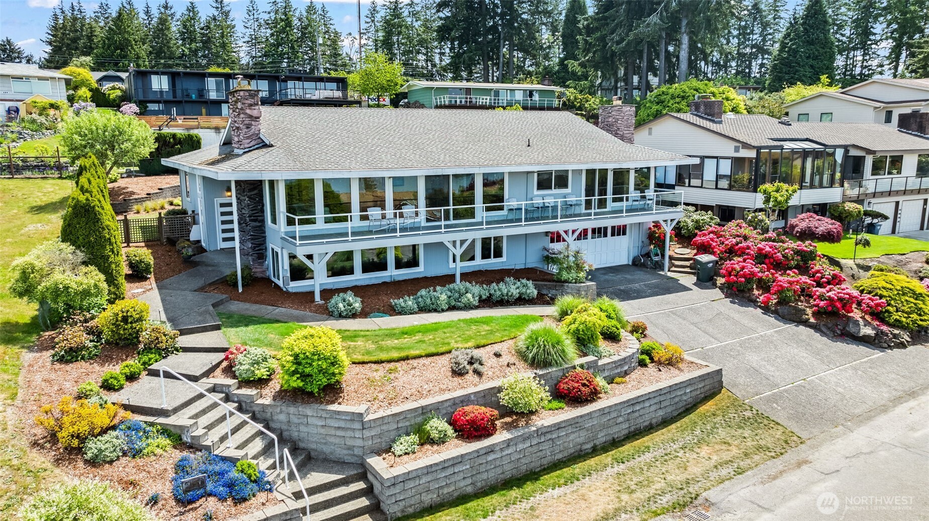 4615 Wayneworth Street W