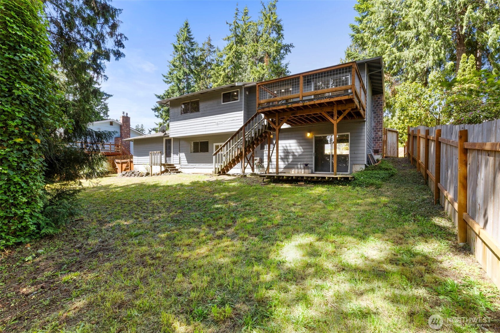 8539 University Point Circle NE