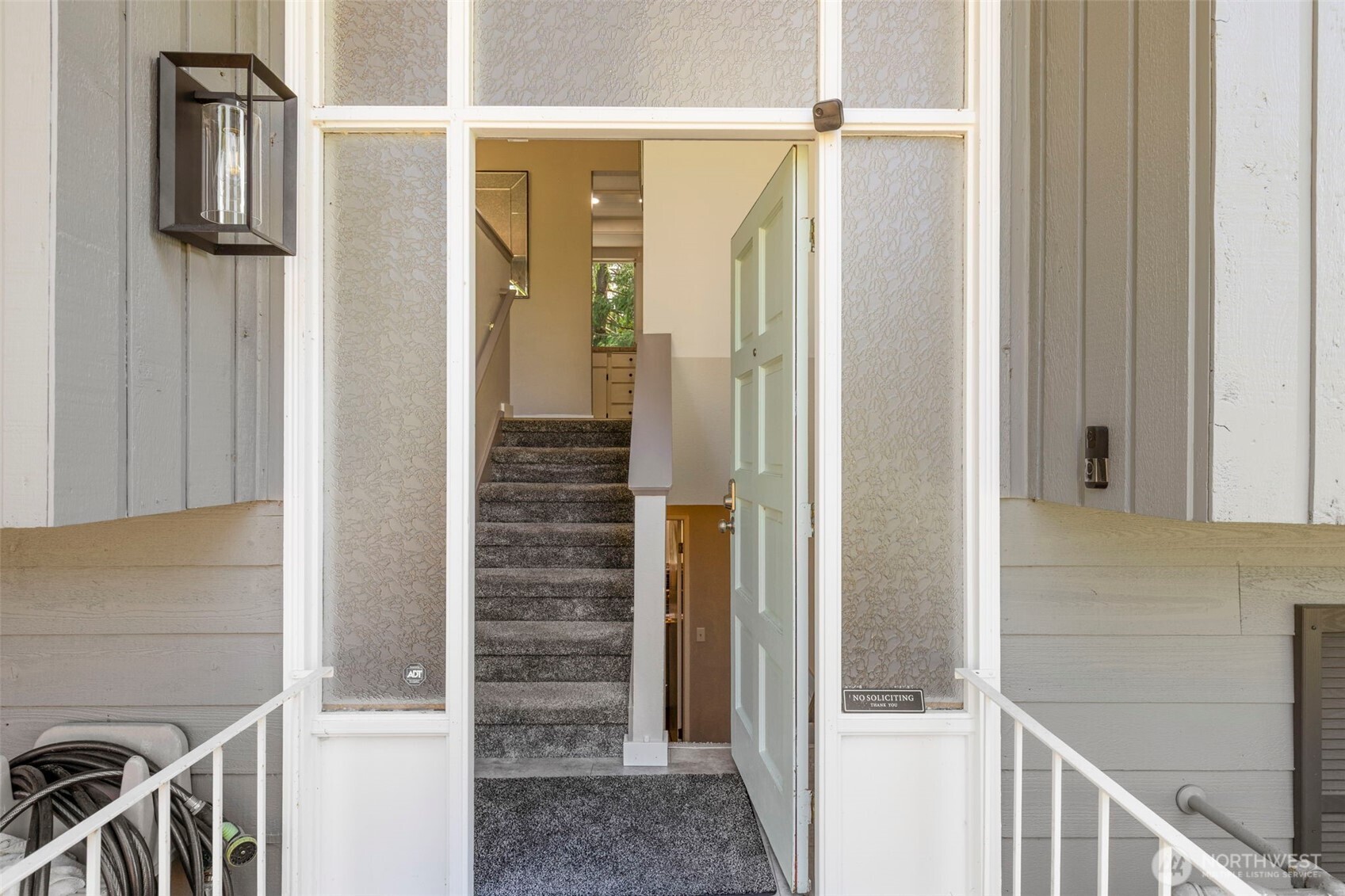 8539 University Point Circle NE