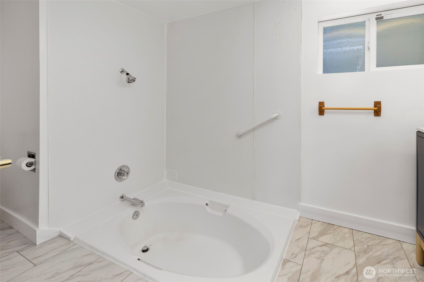 8539 University Point Circle NE