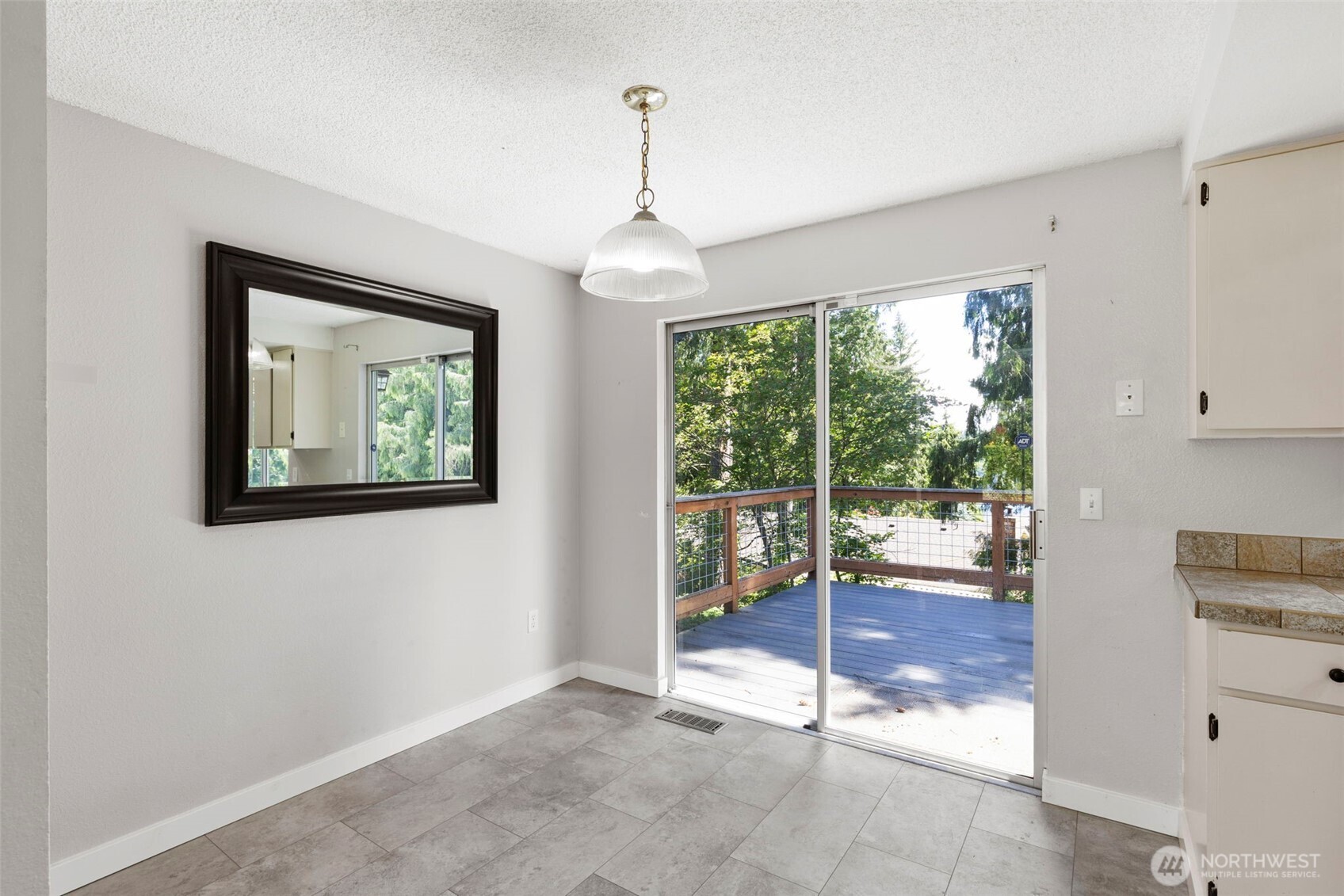 8539 University Point Circle NE