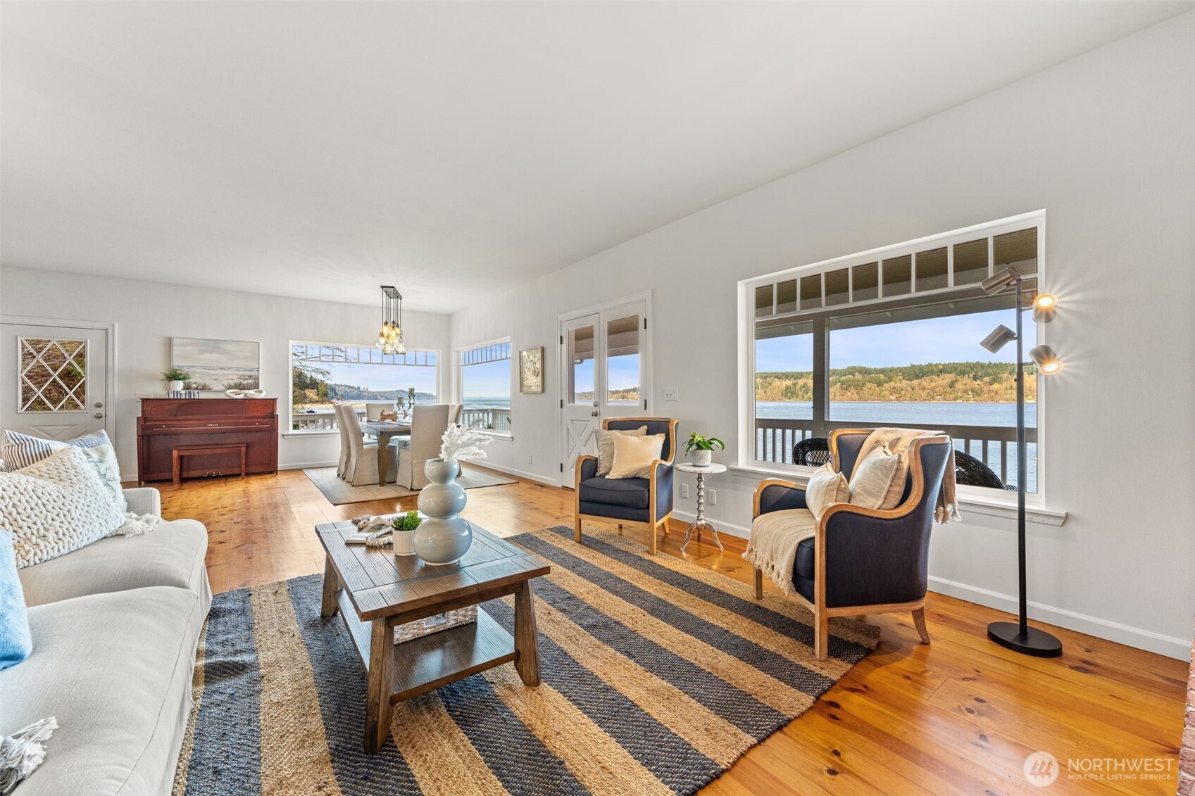 12979 Lala Cove Lane SE