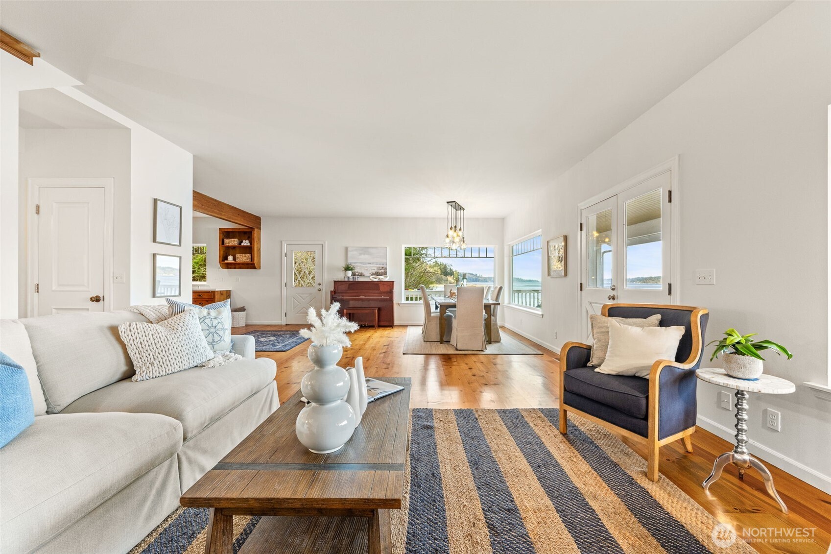 12979 Lala Cove Lane SE