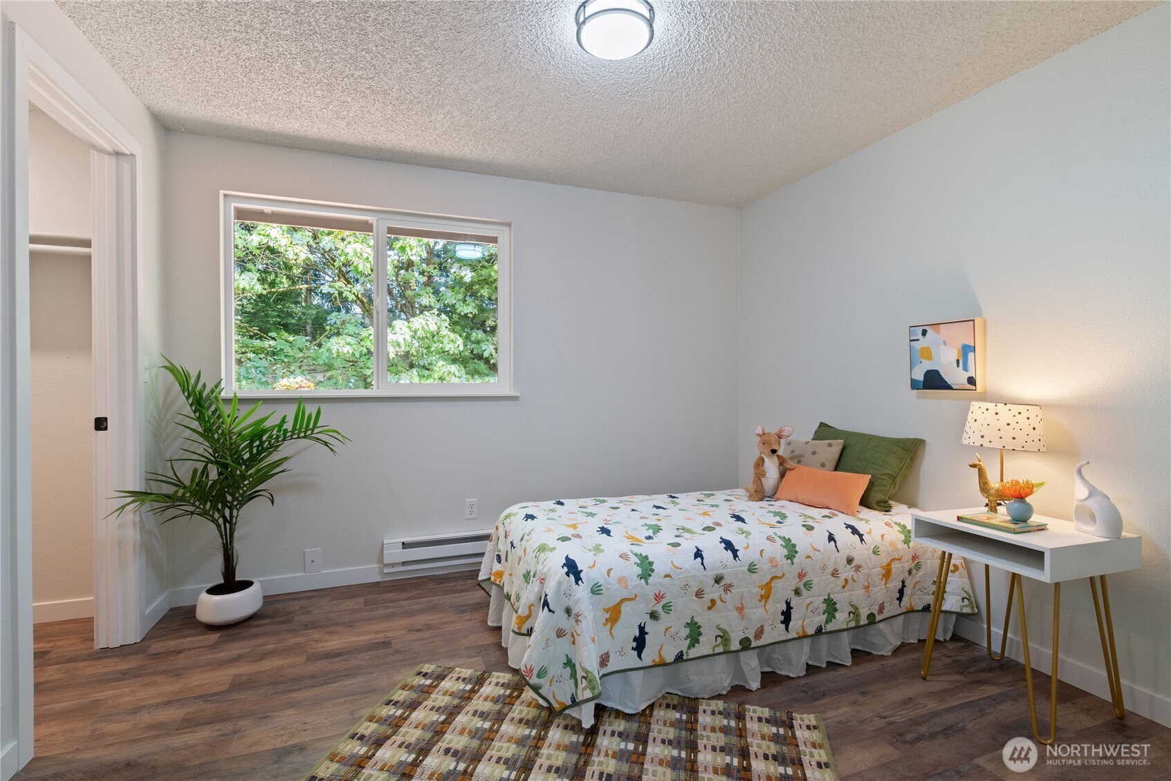 1405 Canyon Court