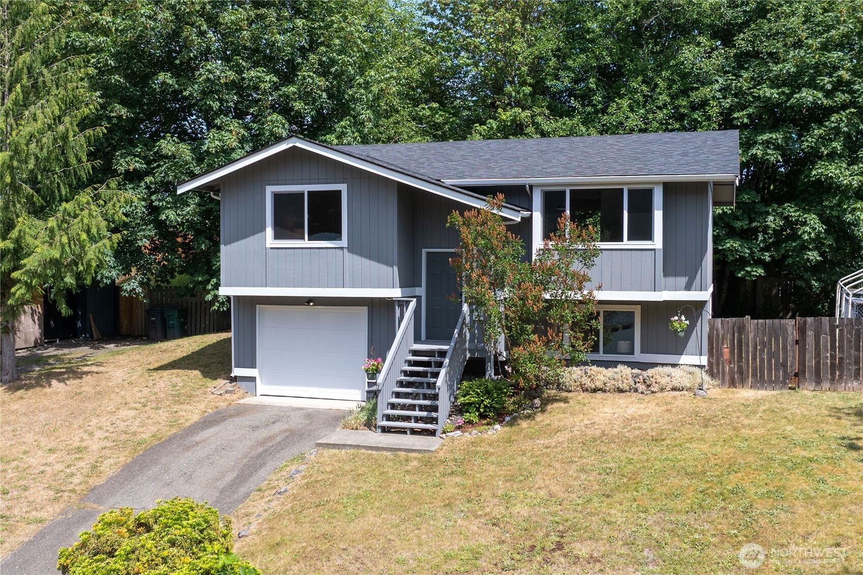 1405 Canyon Court