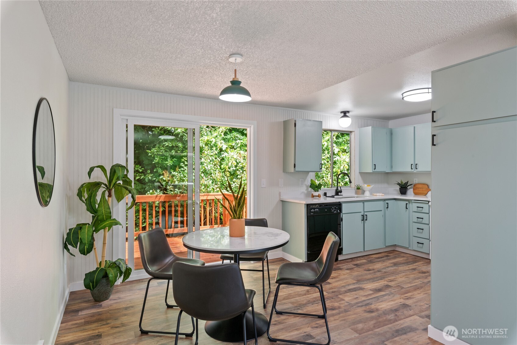 1405 Canyon Court